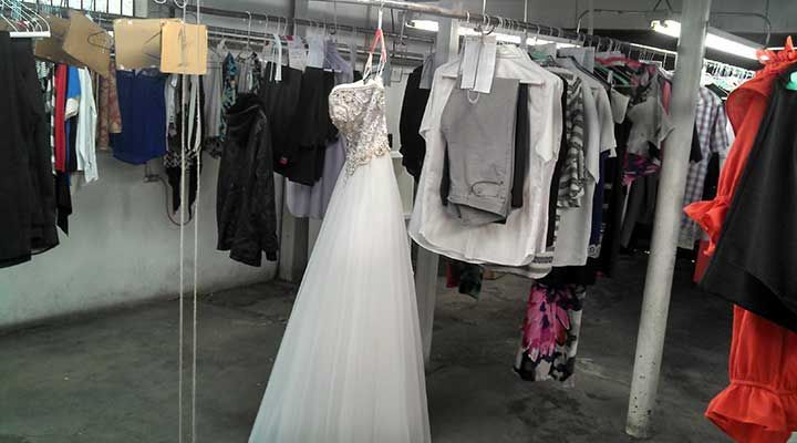 LIMPIADURIA HUÍZAR- Servicio de lavado en seco