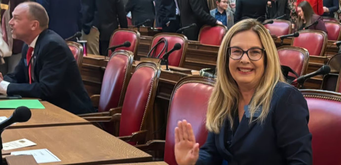 Lyn Bennett for HD4 About Page Banner