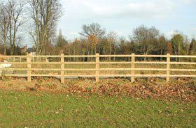 Wooden fences - Hemel Hempstead, Hertfordshire - R.B Fencing - Fencing