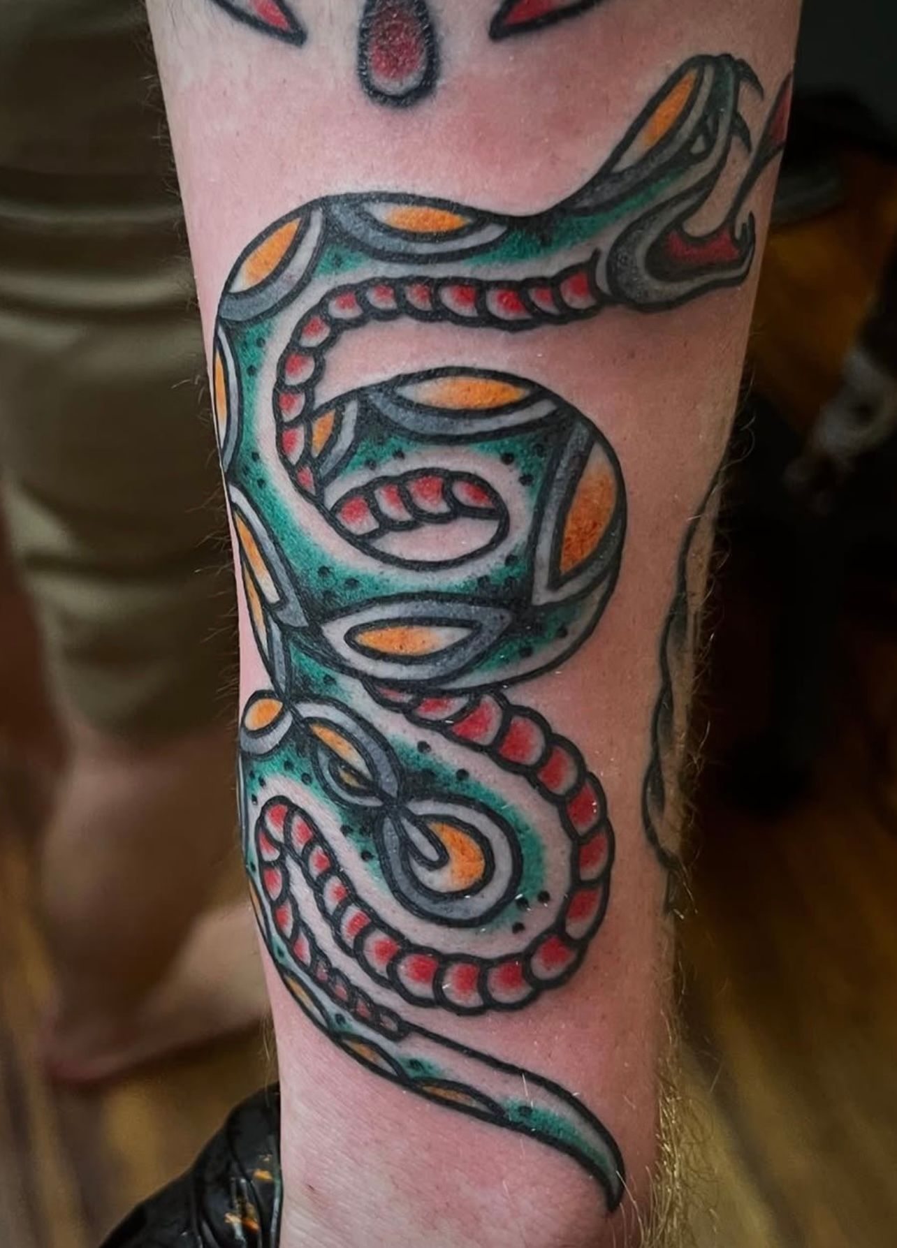 Traditional-snake-tattoo-shop-hawaii-Forrest-Goodrich-tattoo-artist-near-me-Schofield-barracks-wahiawa-mililani-wailua-haleiwa-hawaii-tattoo