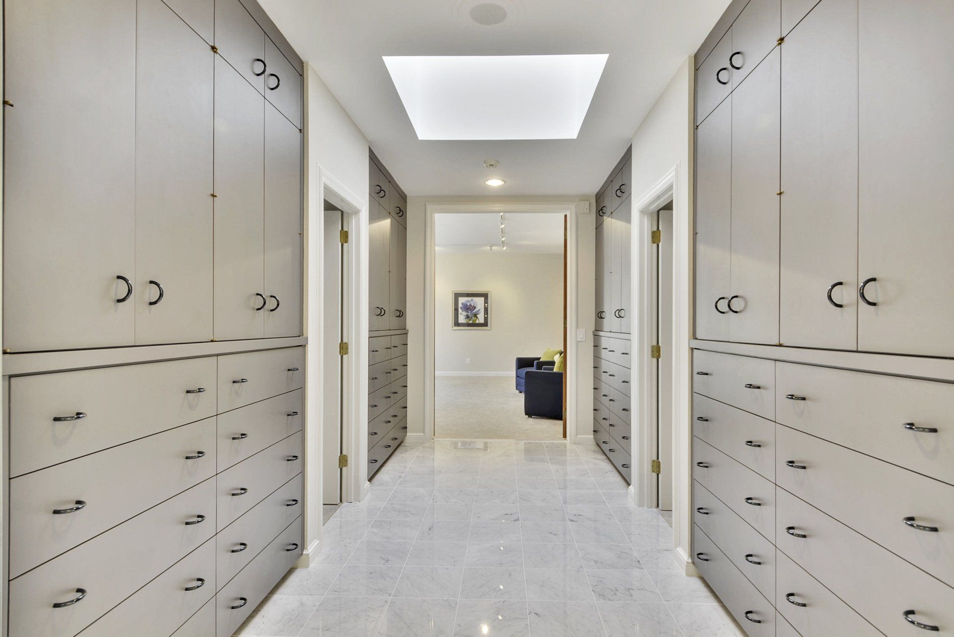 Walk In Closet Room - Olney, Maryland - Star Maids Cleaning Solutions LLC