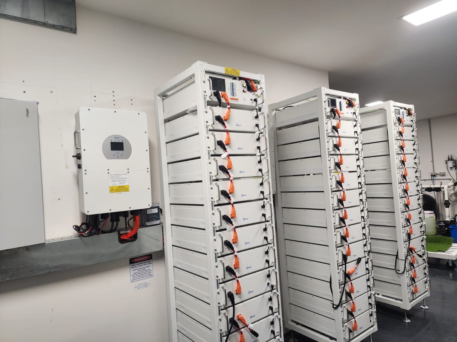 80 KW Solar & 184 kWh Battery Storage in Wheelers Hill, Victoria