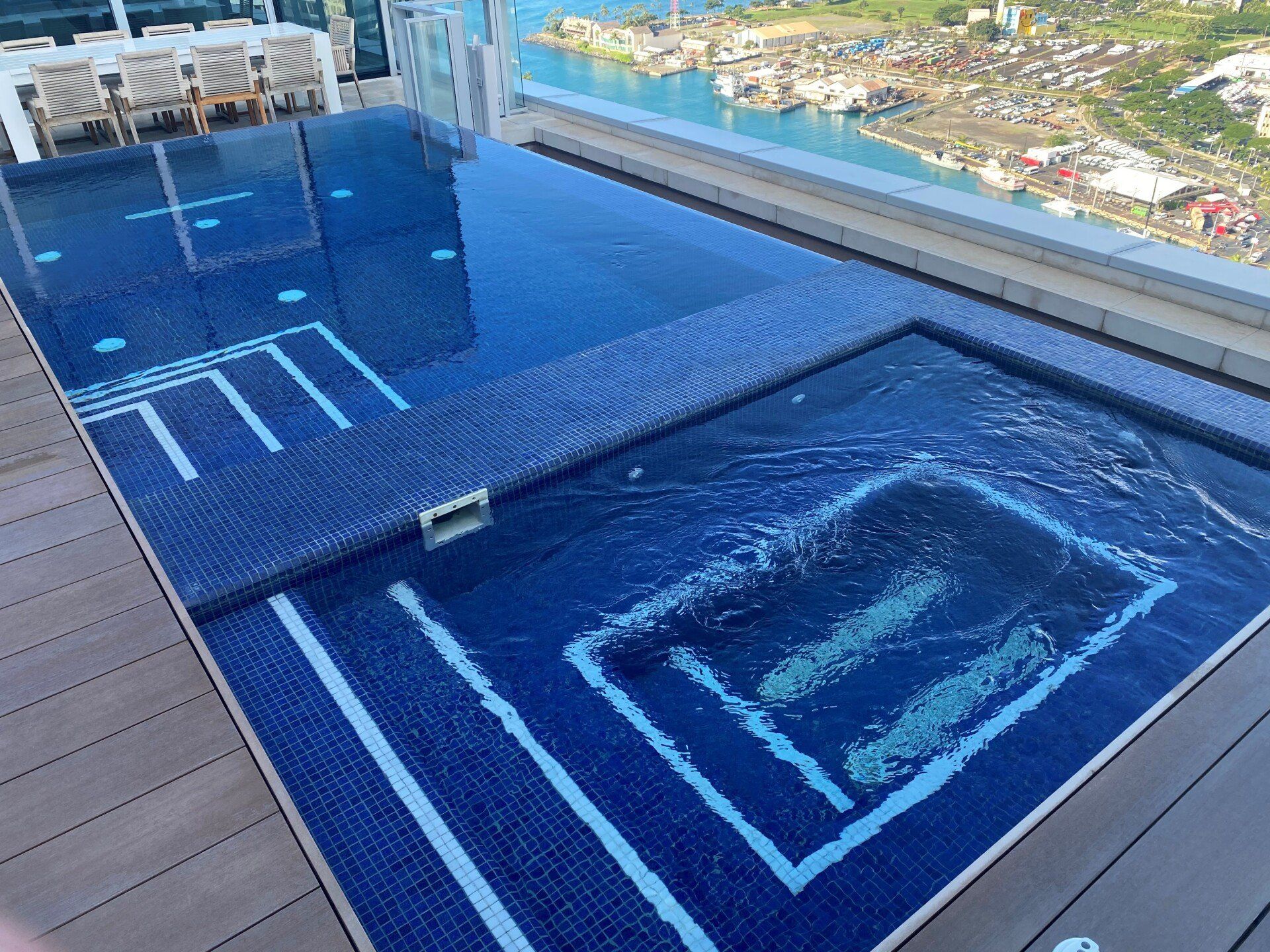 Waiea - Oahu HI - Pacific AquaScapes