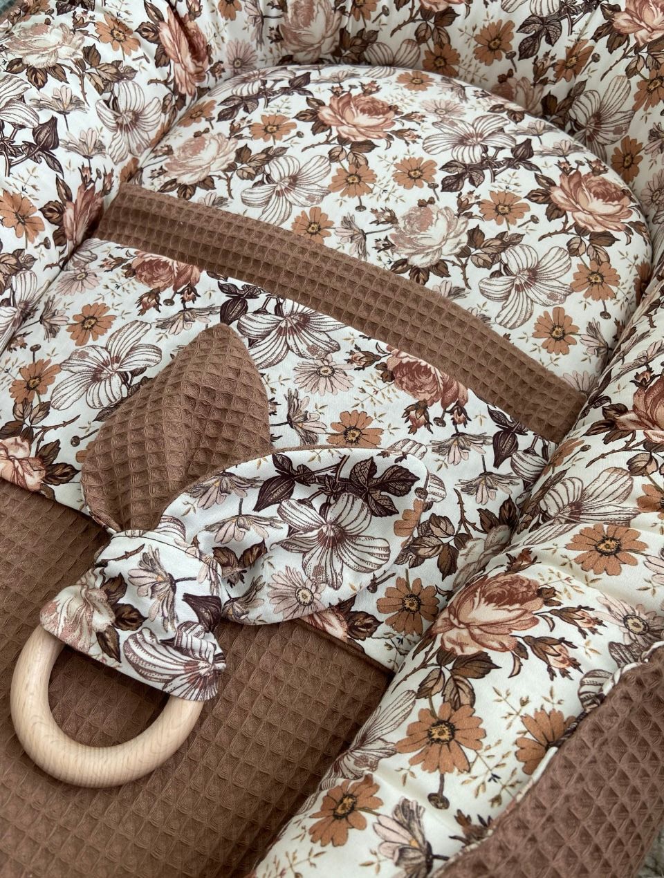 Babynestje cacao vintage flowers