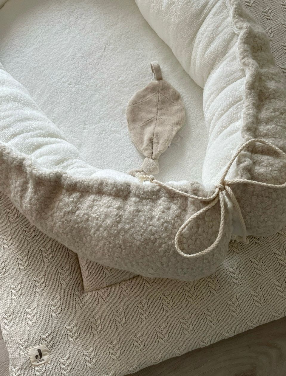 Babynestje bouclé naturel