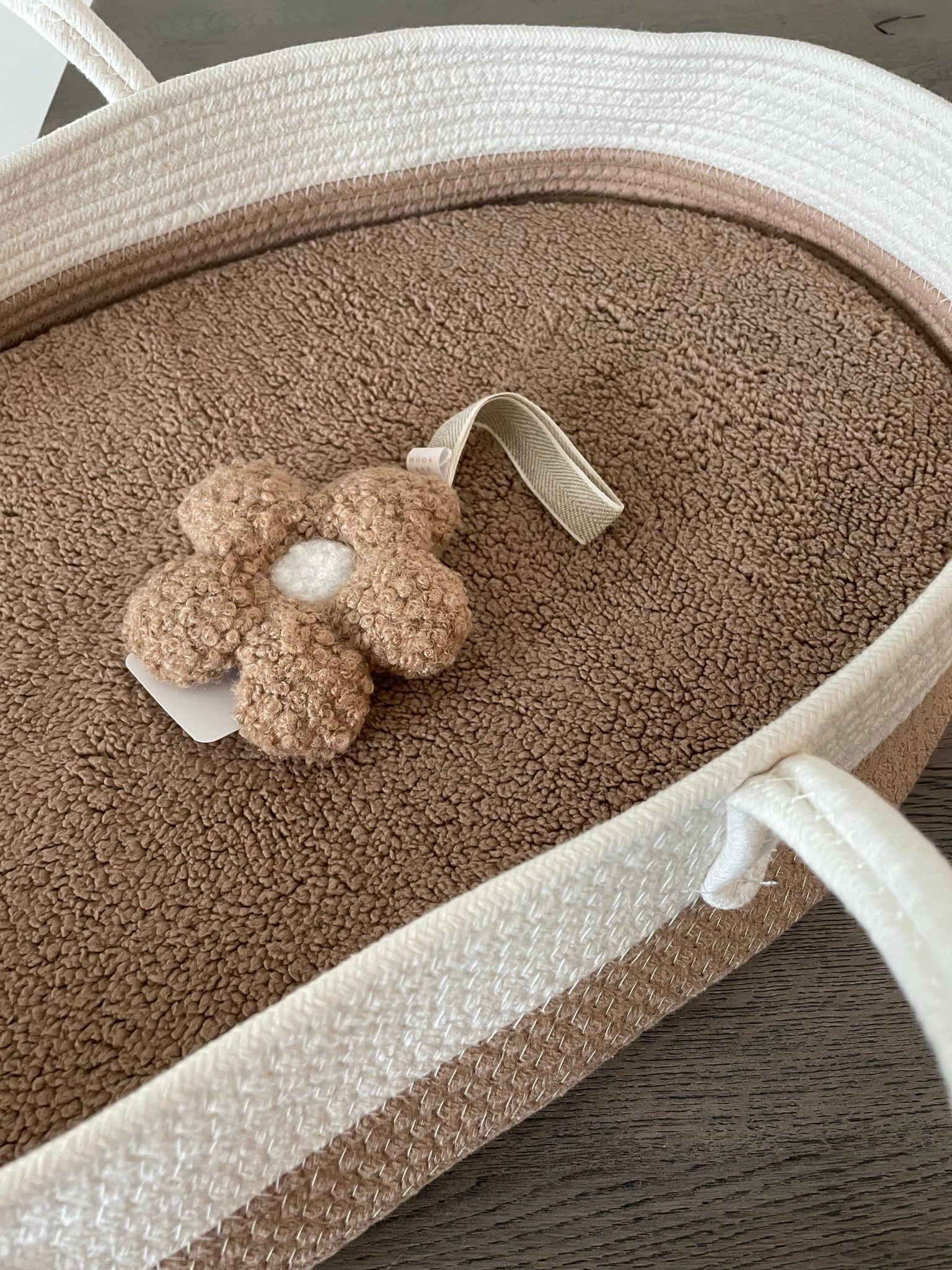 Speenknuffel daisy brown - Moon&Maya-
