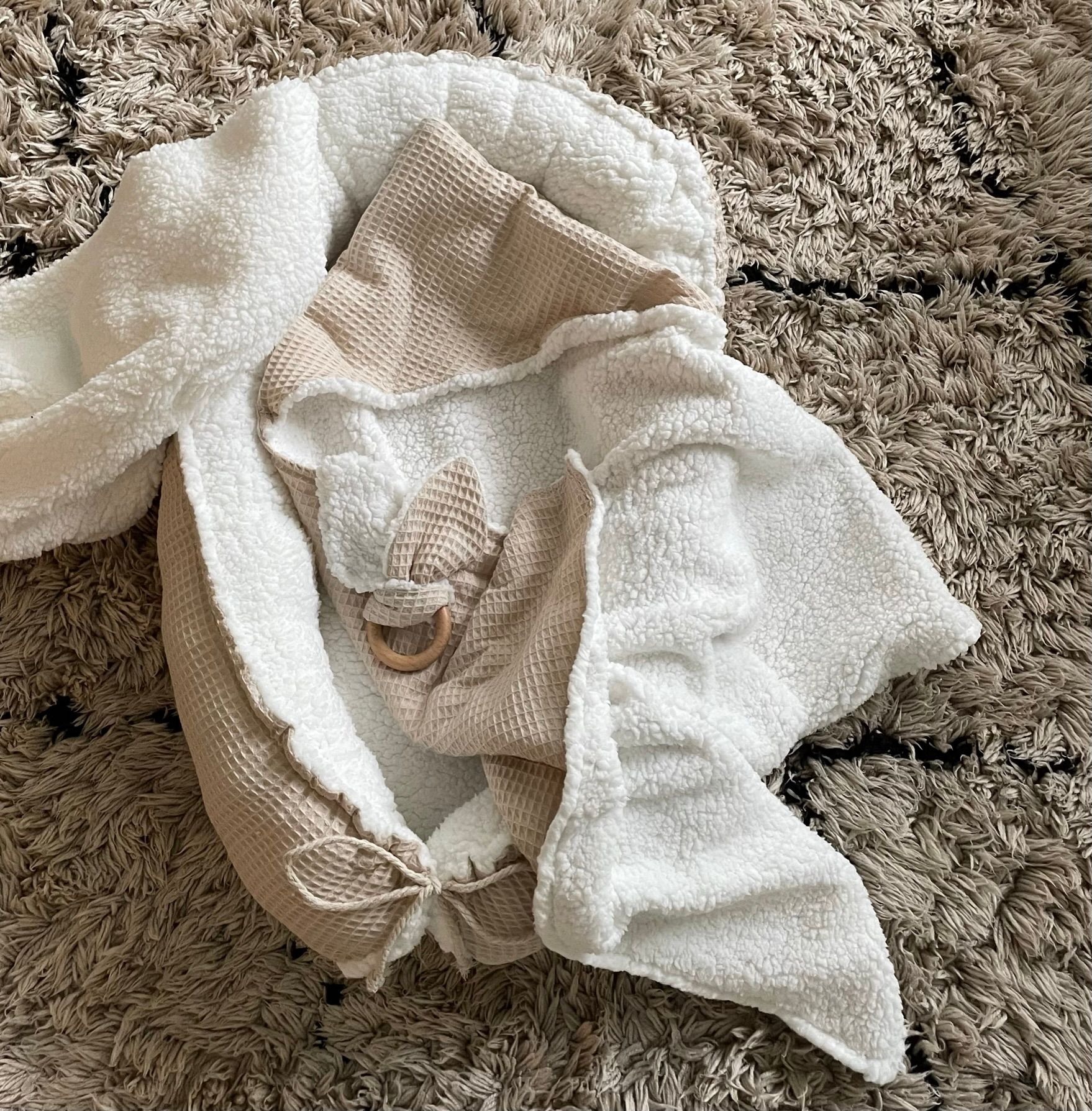 Babynestje teddy rib licht beige