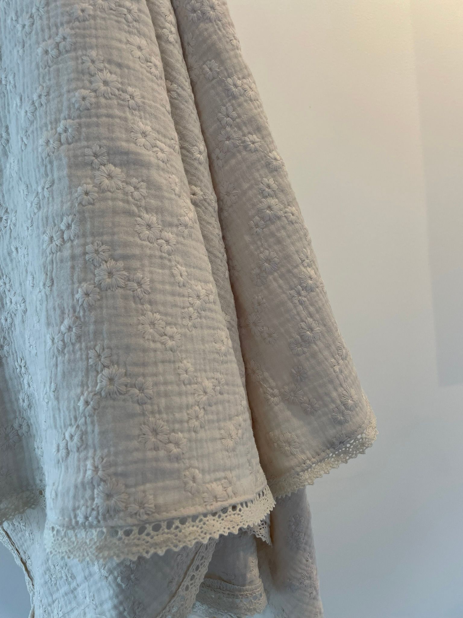 Swaddle hydrofiele doek embroidery geweven kant