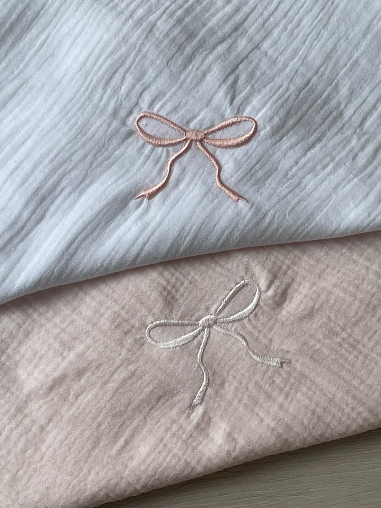 Swaddle hydrofiele doek strik  roze