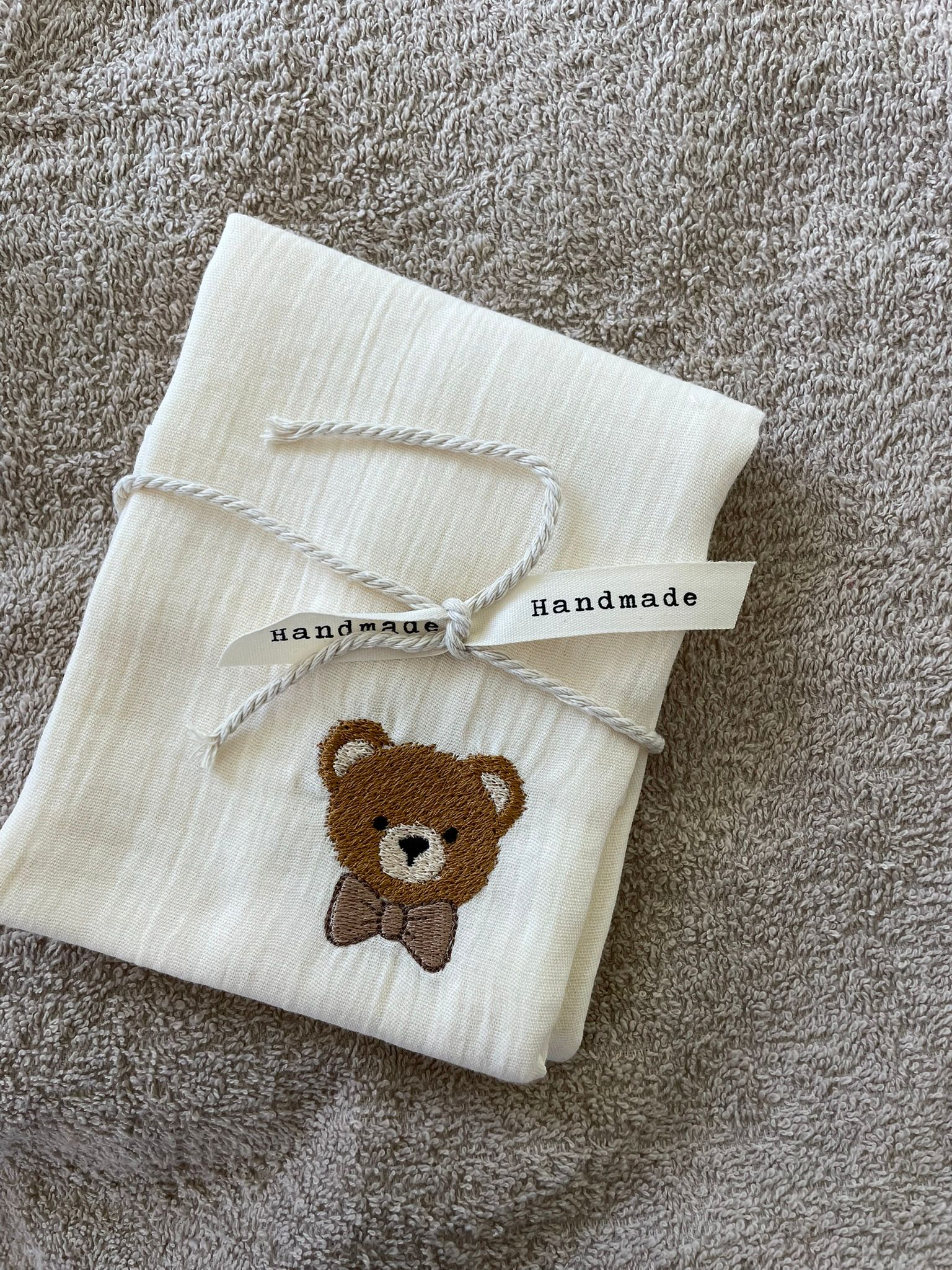 Swaddle hydrofiele doek  beer creme