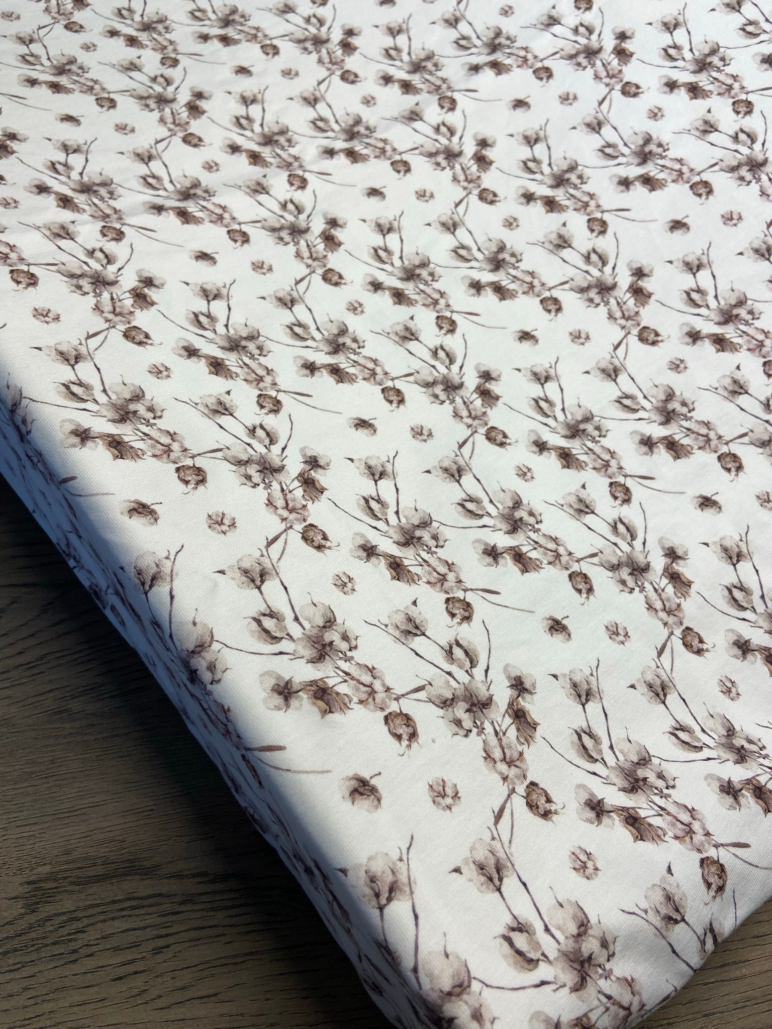 Hoeslaken kleine katoenbloemen