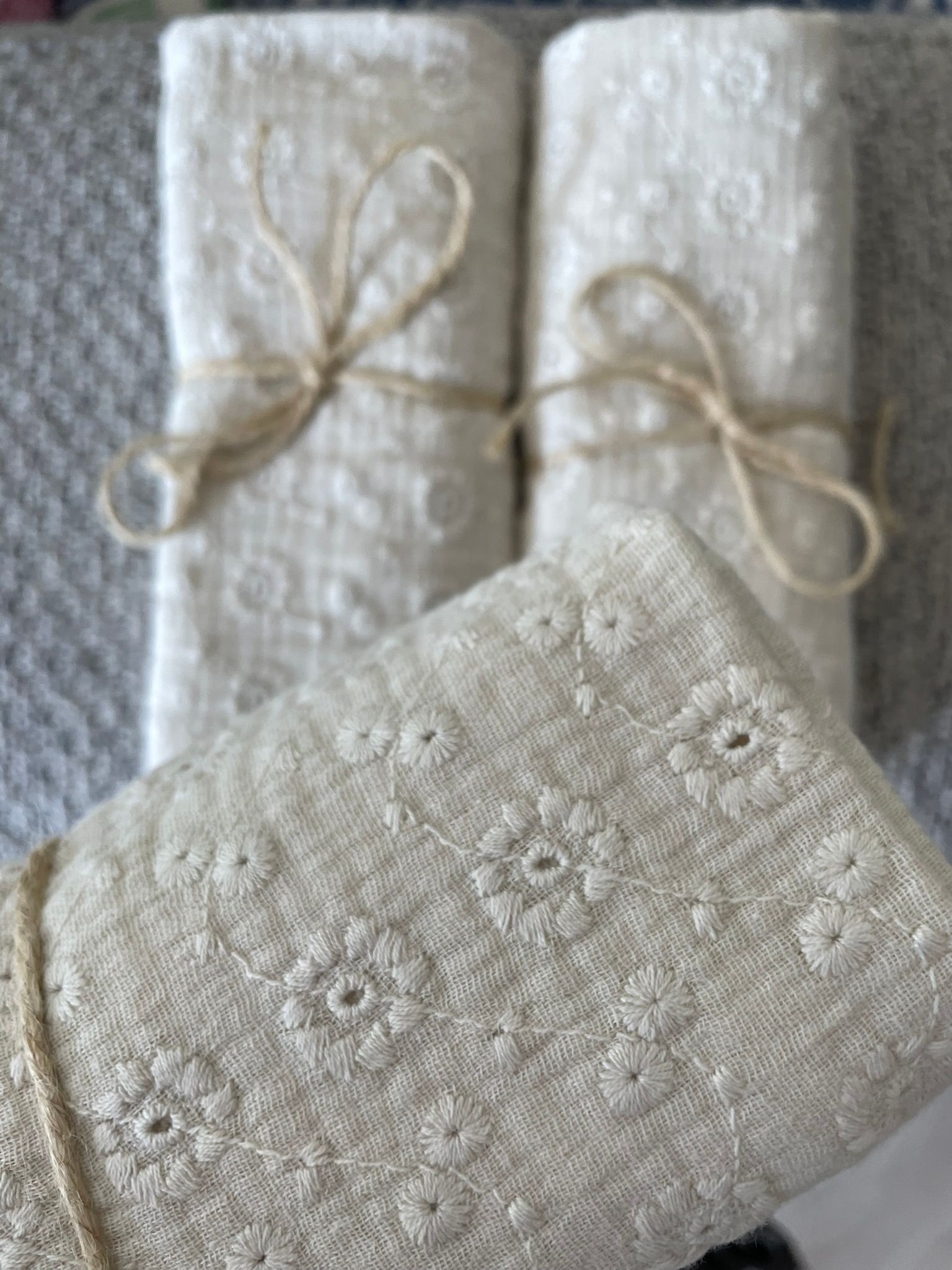 Swaddle hydrofiele doek  daisy naturel