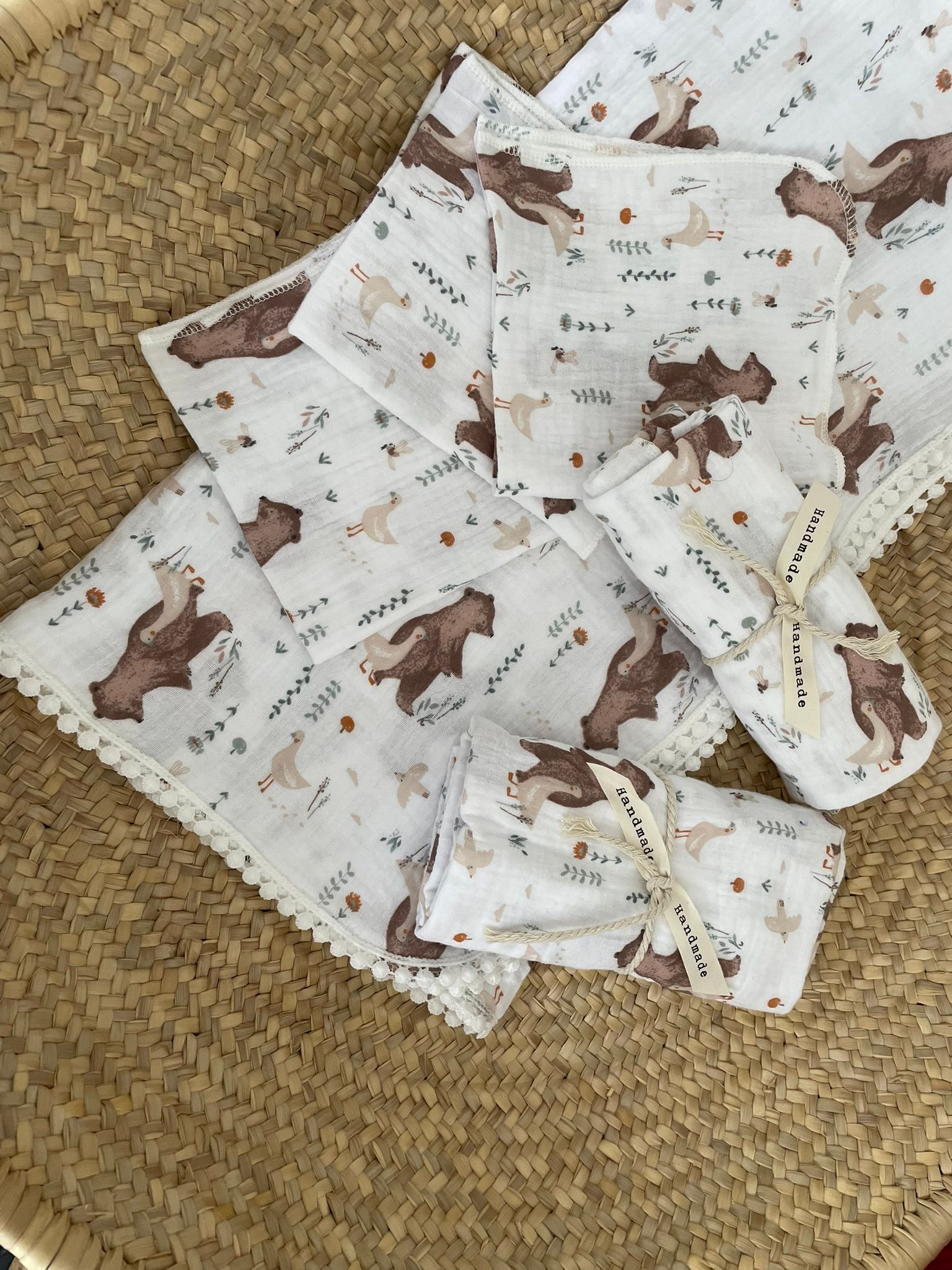 Swaddle hydrofiele doek beer en gans bolletjes kant