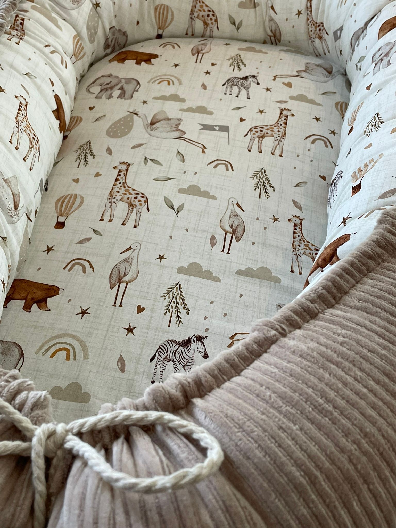 Babynestje beige rib jungle