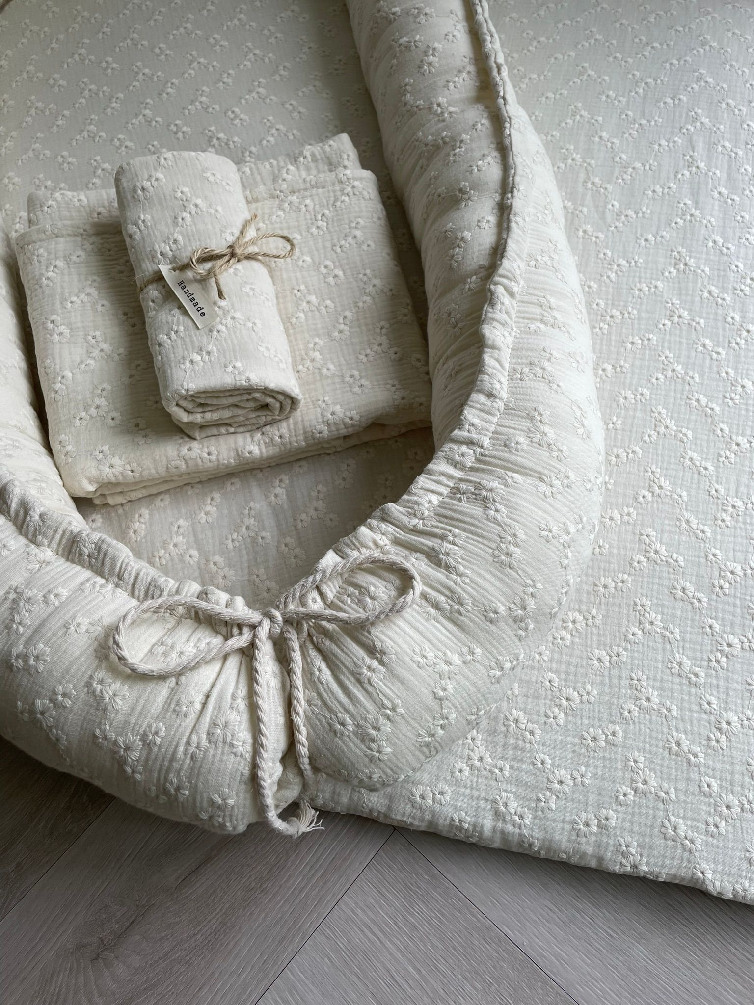 Babynestje full embroidery