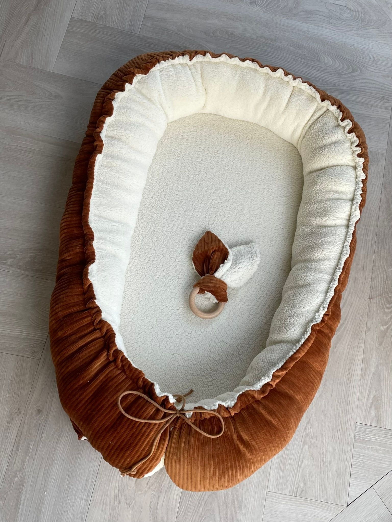 Babynestje teddy rib cognac