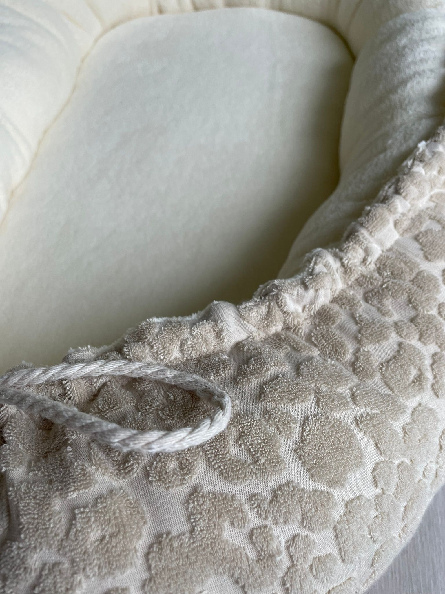 Babynestje Cheetah bamboe