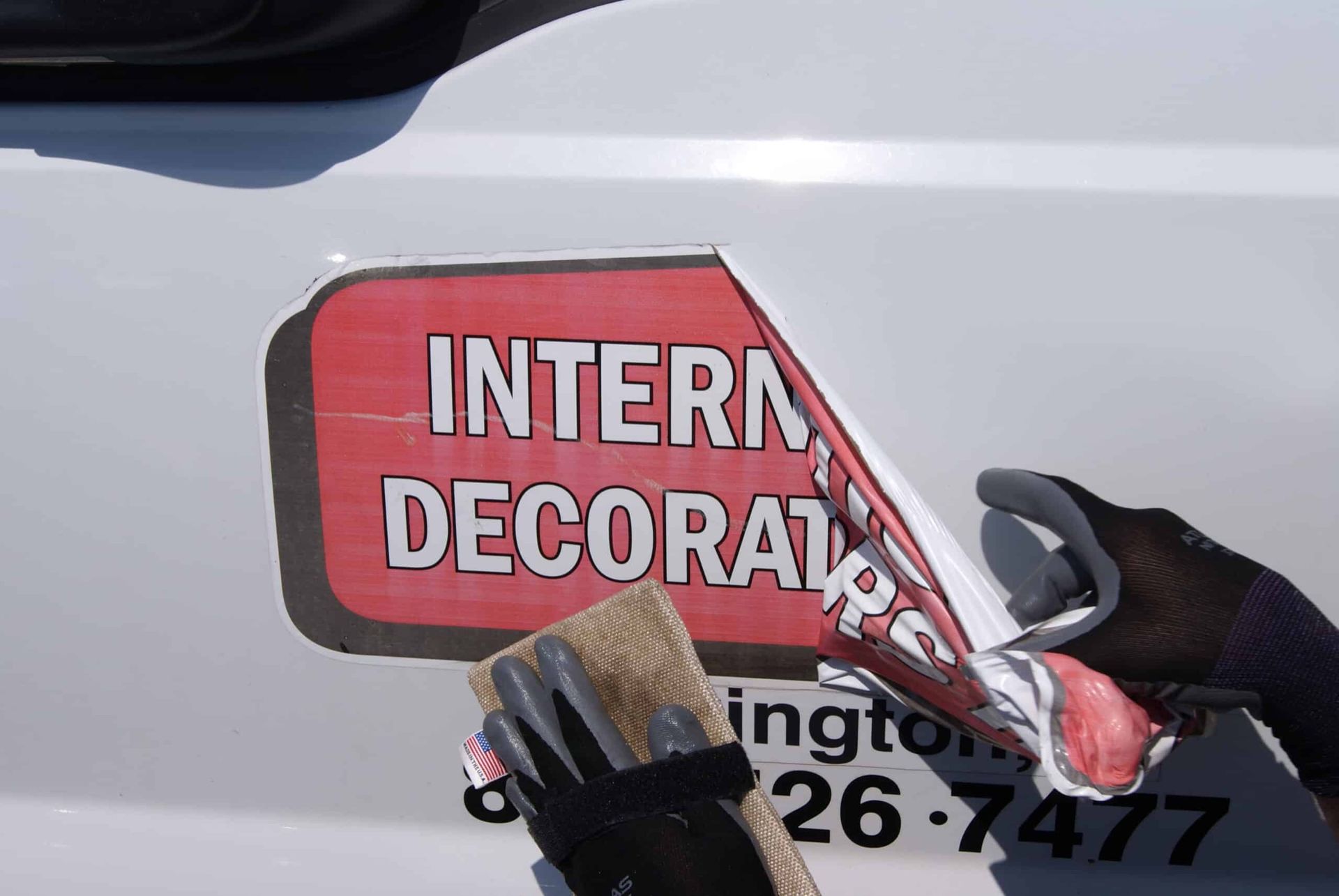 White car four hatic