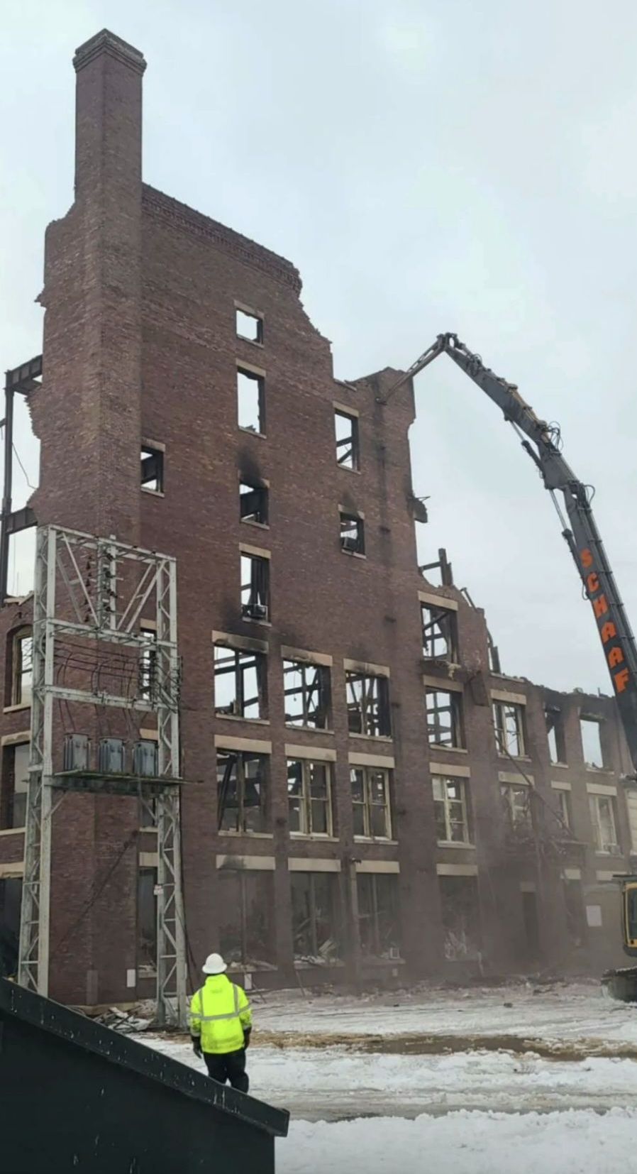 commecial building being demolished by Schaaf Demolition