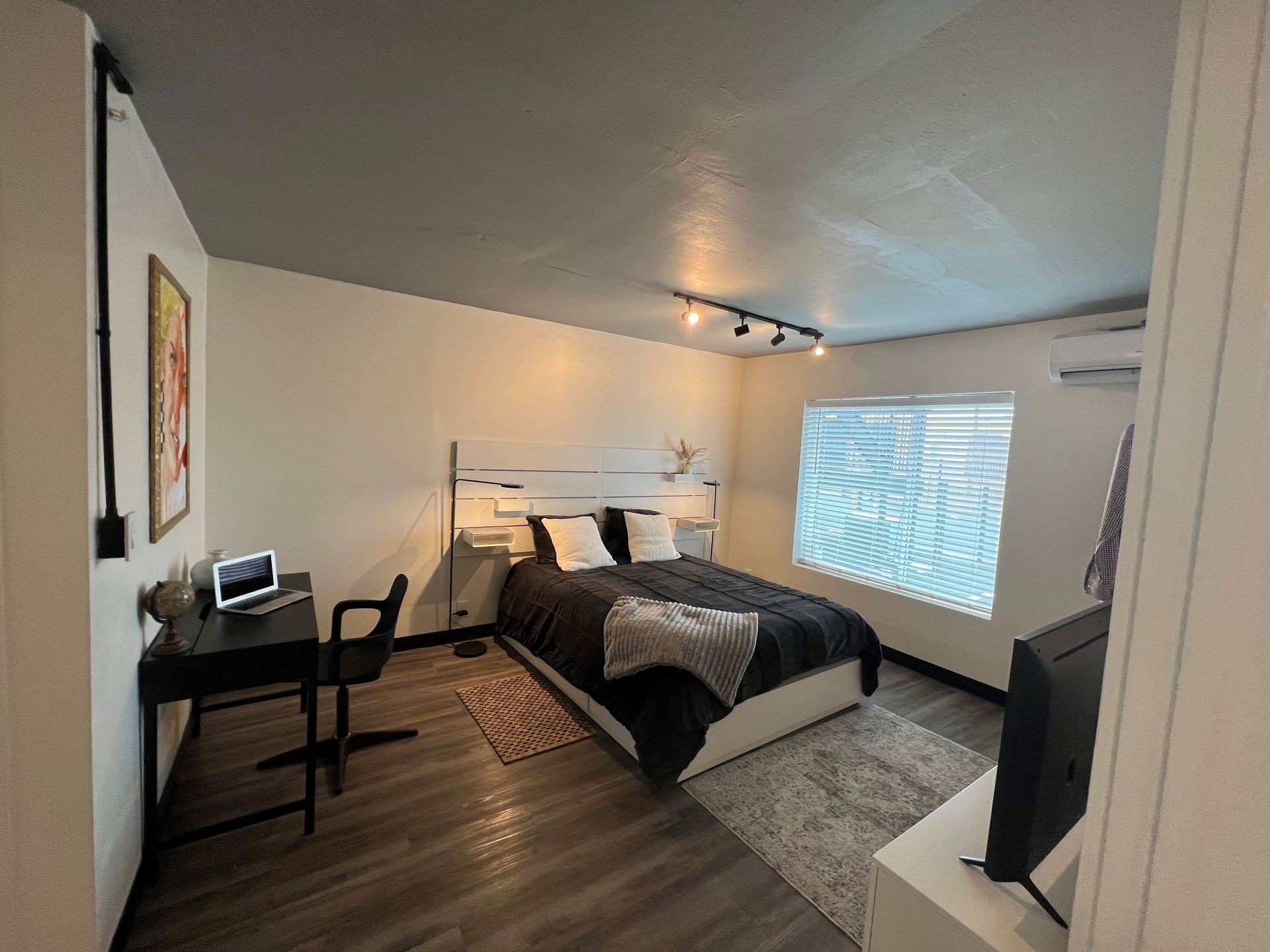 Apartment bedroom