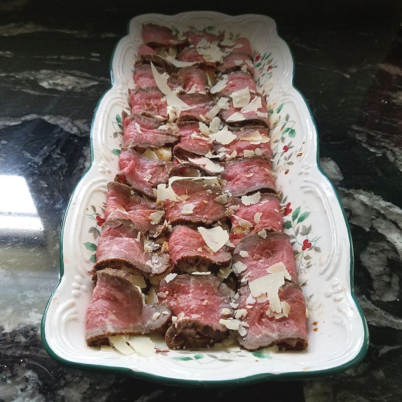 Catering menu Appetizer - Sliced Tenderloin with Shaved Parmesan