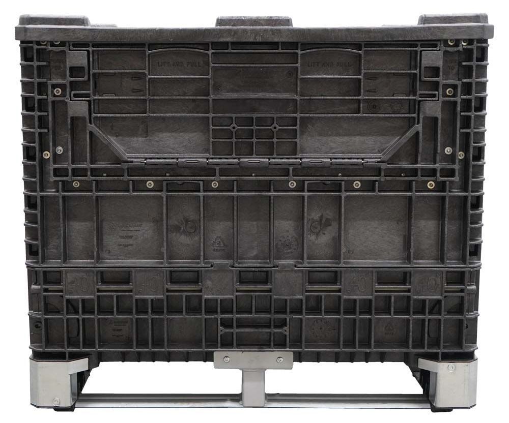 Custom cut and weld bulk container with fixed walls