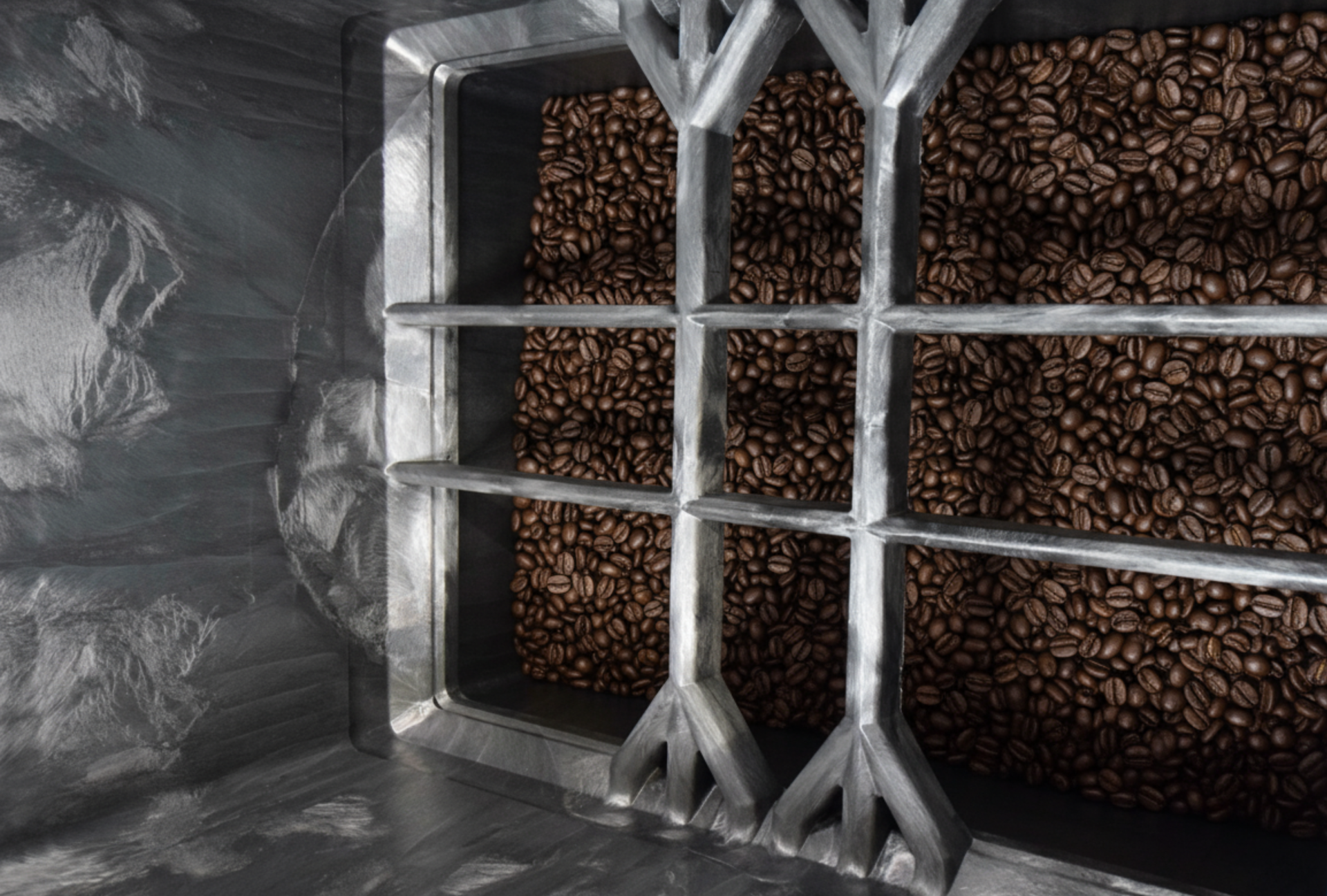 CenterFlow Hopper filled with coffee beans