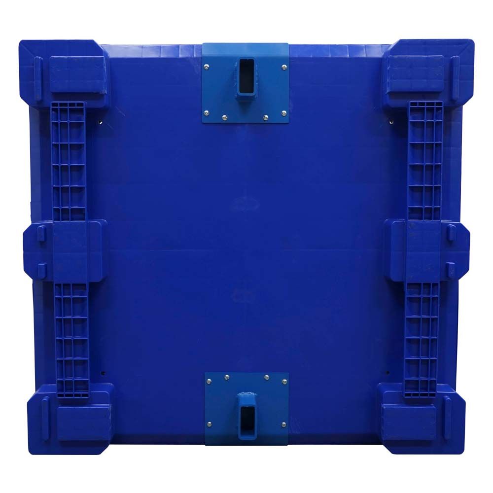 Bottom view with two metal center foots