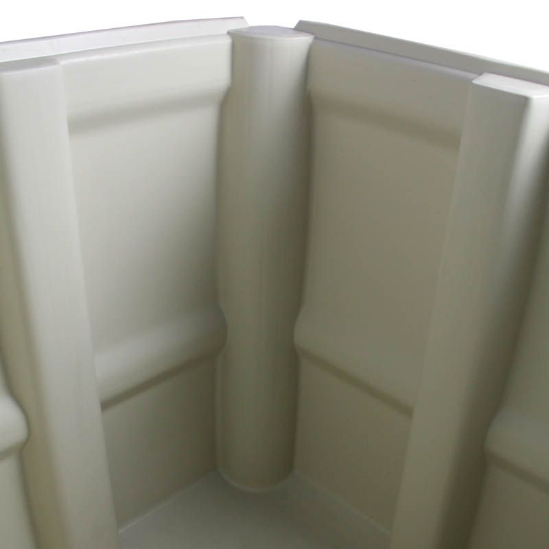 Solid inside of the 48 x 48 x 53 Solid Wall Bulk Bin