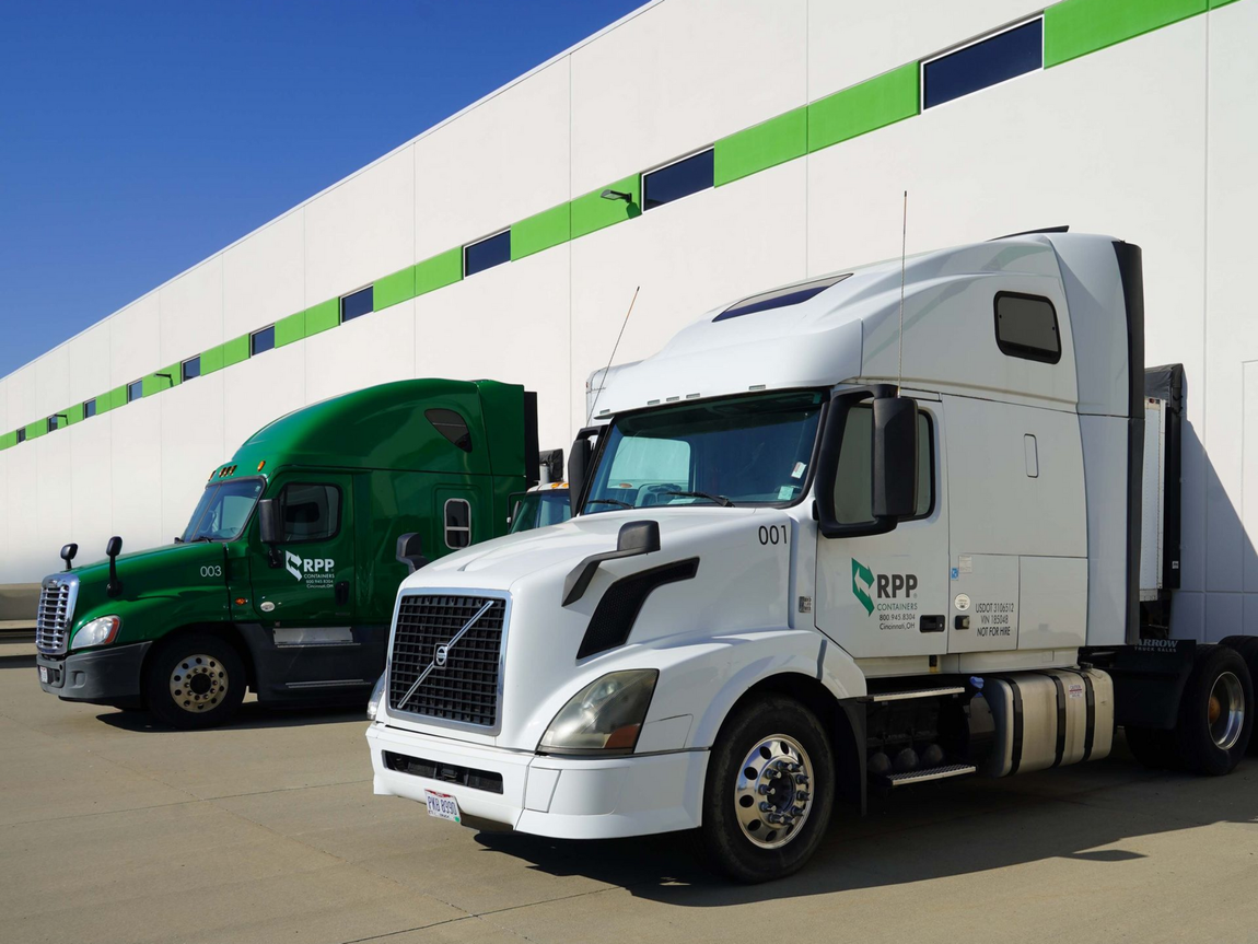 25 Years of being the knowledge and service hub for bulk containers 