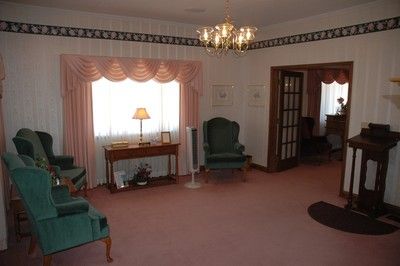 Schmitt Funeral Home - WaKeeney