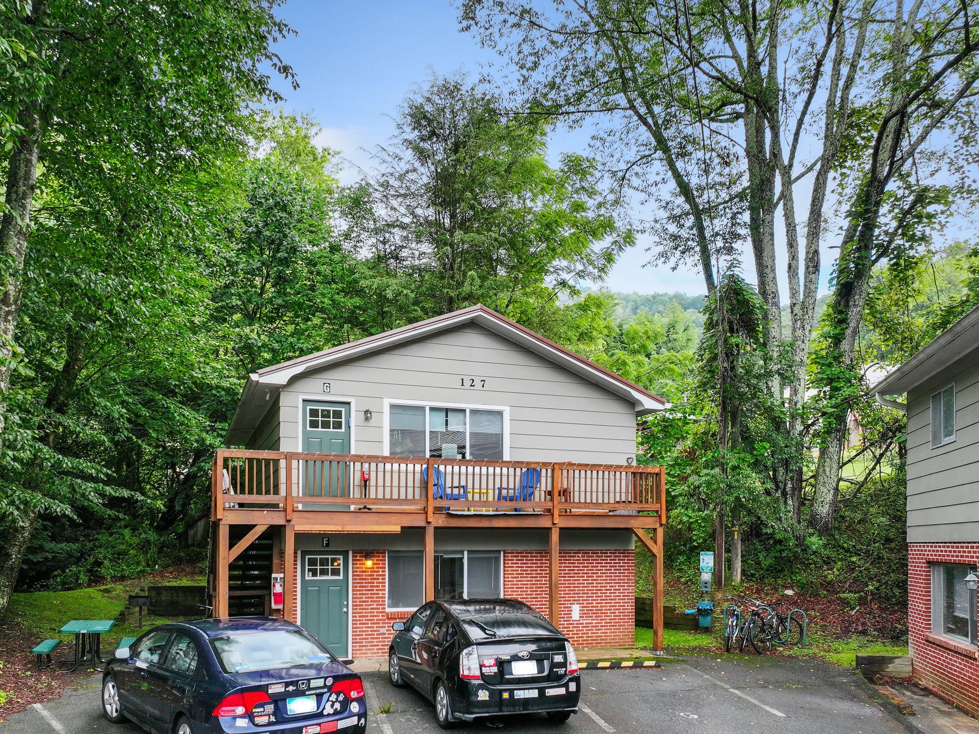 a house with the number 127 on it