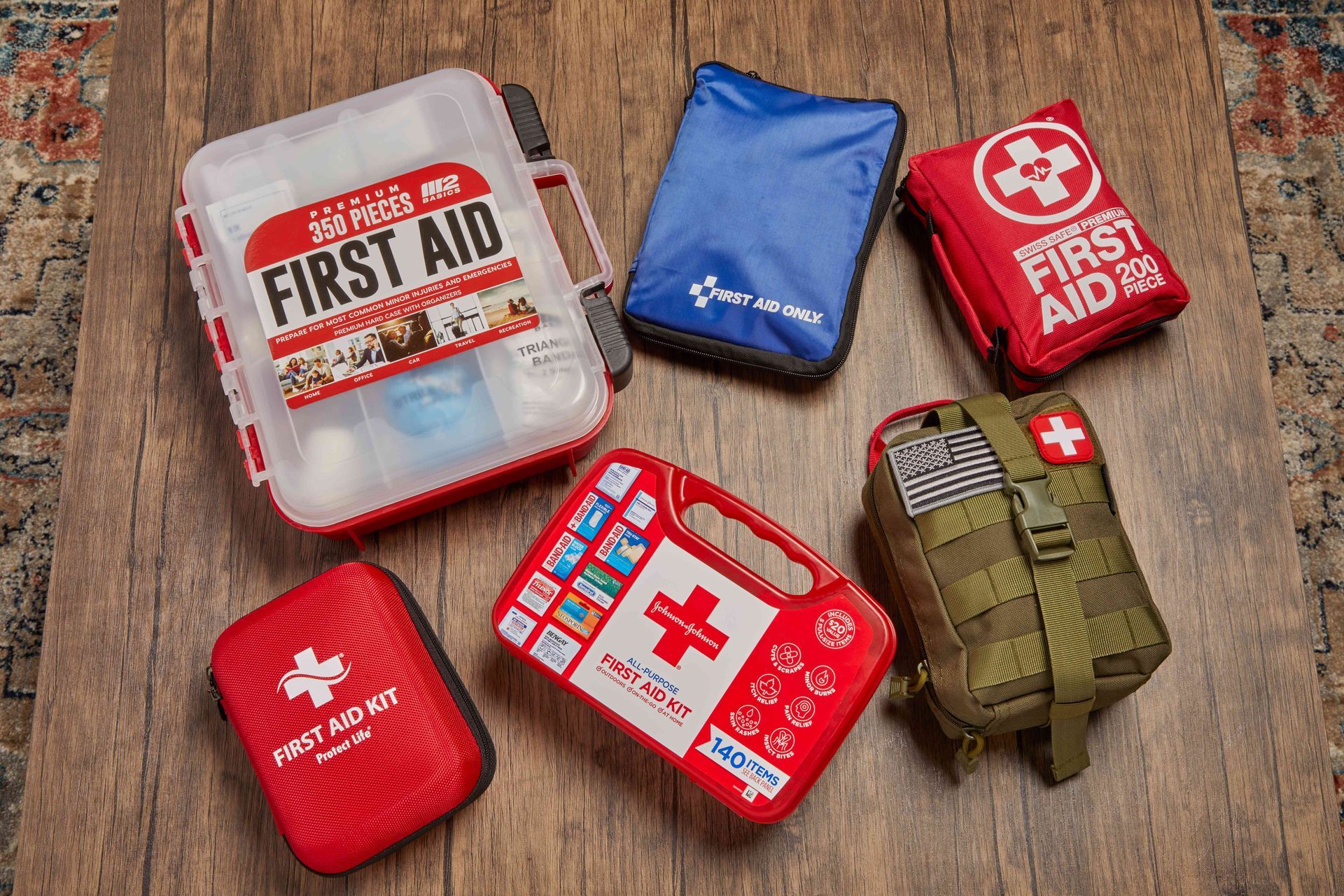 Choosing Between First Aid and Trauma Kits