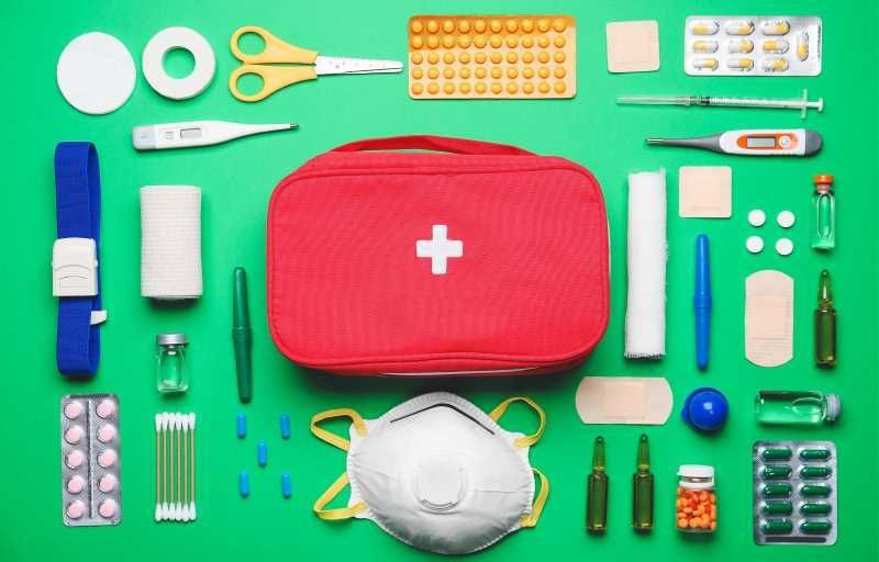 How to Choose the Right Emergency Medical Kit for Your Needs