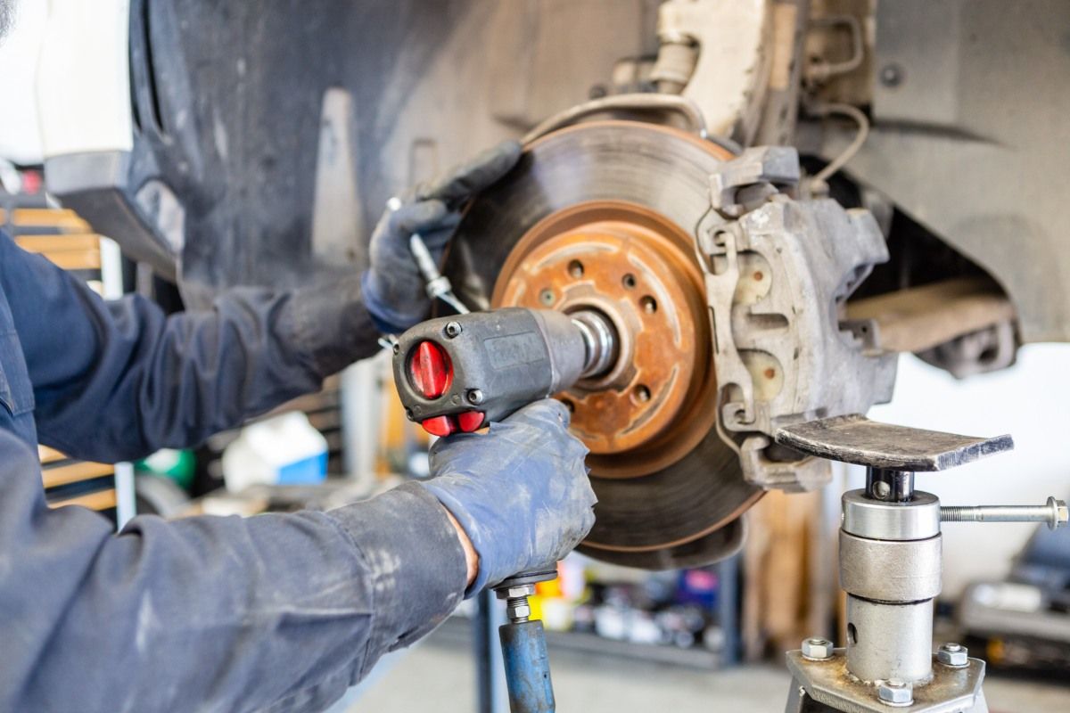 SHOP IMAGE | Island Tire & Automotive