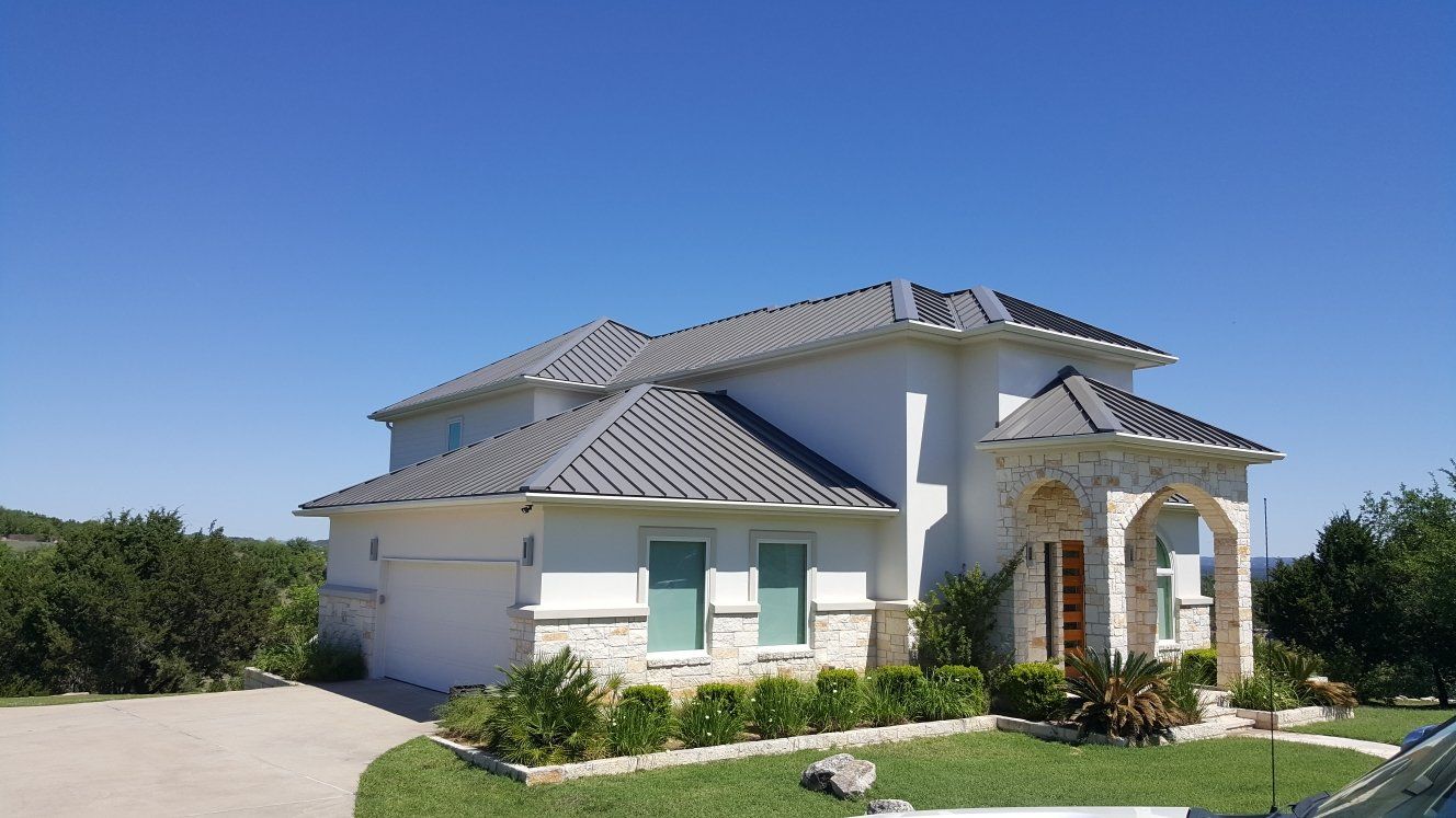 Standing Seam Metal Roof by Austin Roofing and Construction 512-629-4949