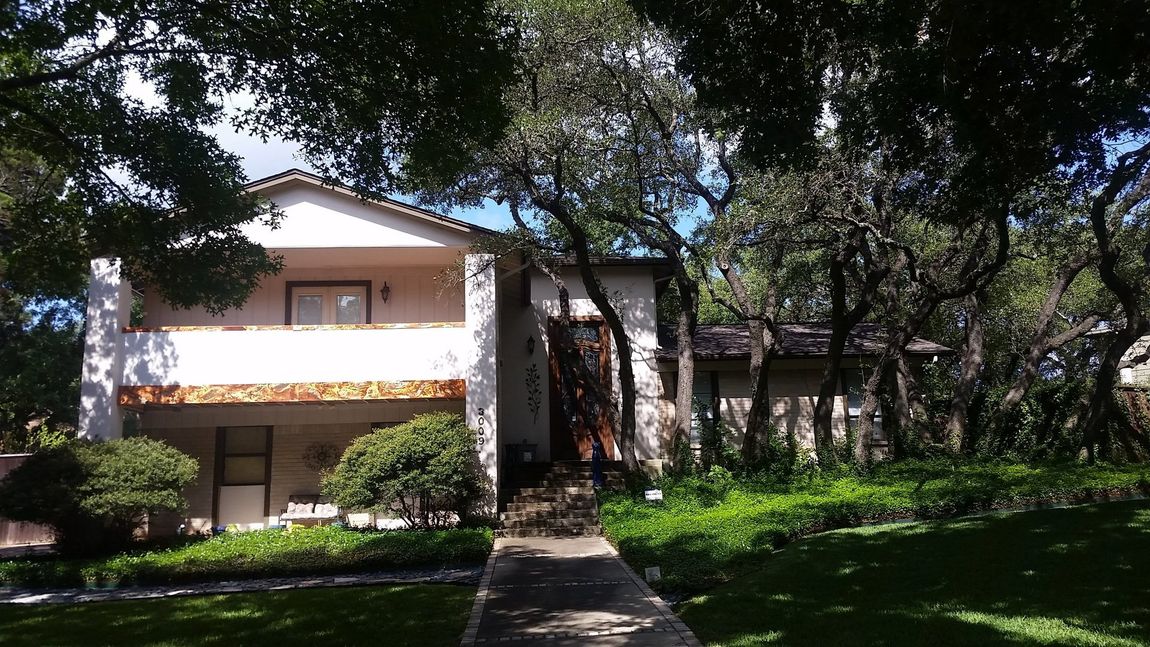 GAF, Timberline HD -Color is Mission Brown by Austin Roofing and Construction