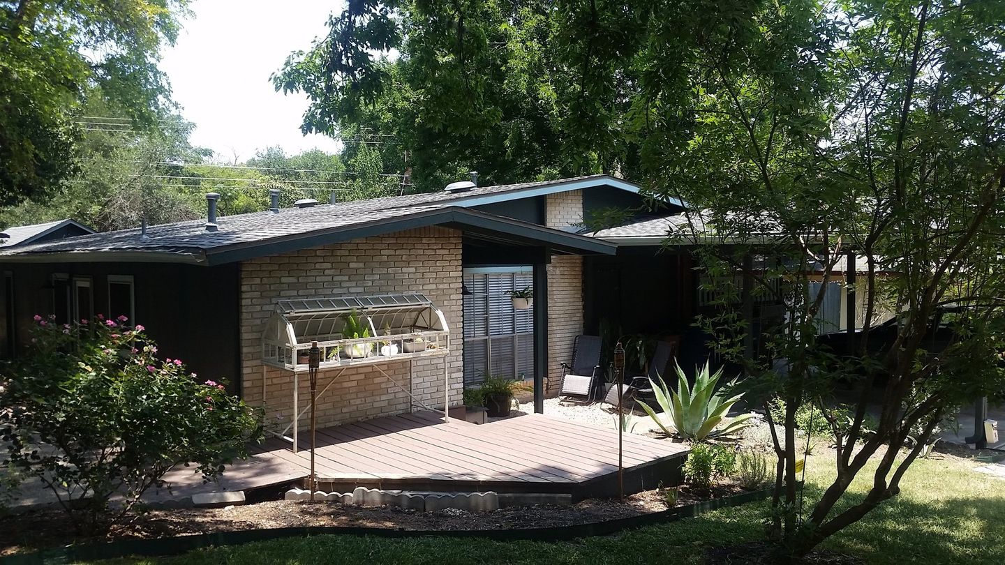 GAF Timberline HD, Laminated Shingle - Color is Slate - by Austin Roofing and Construction