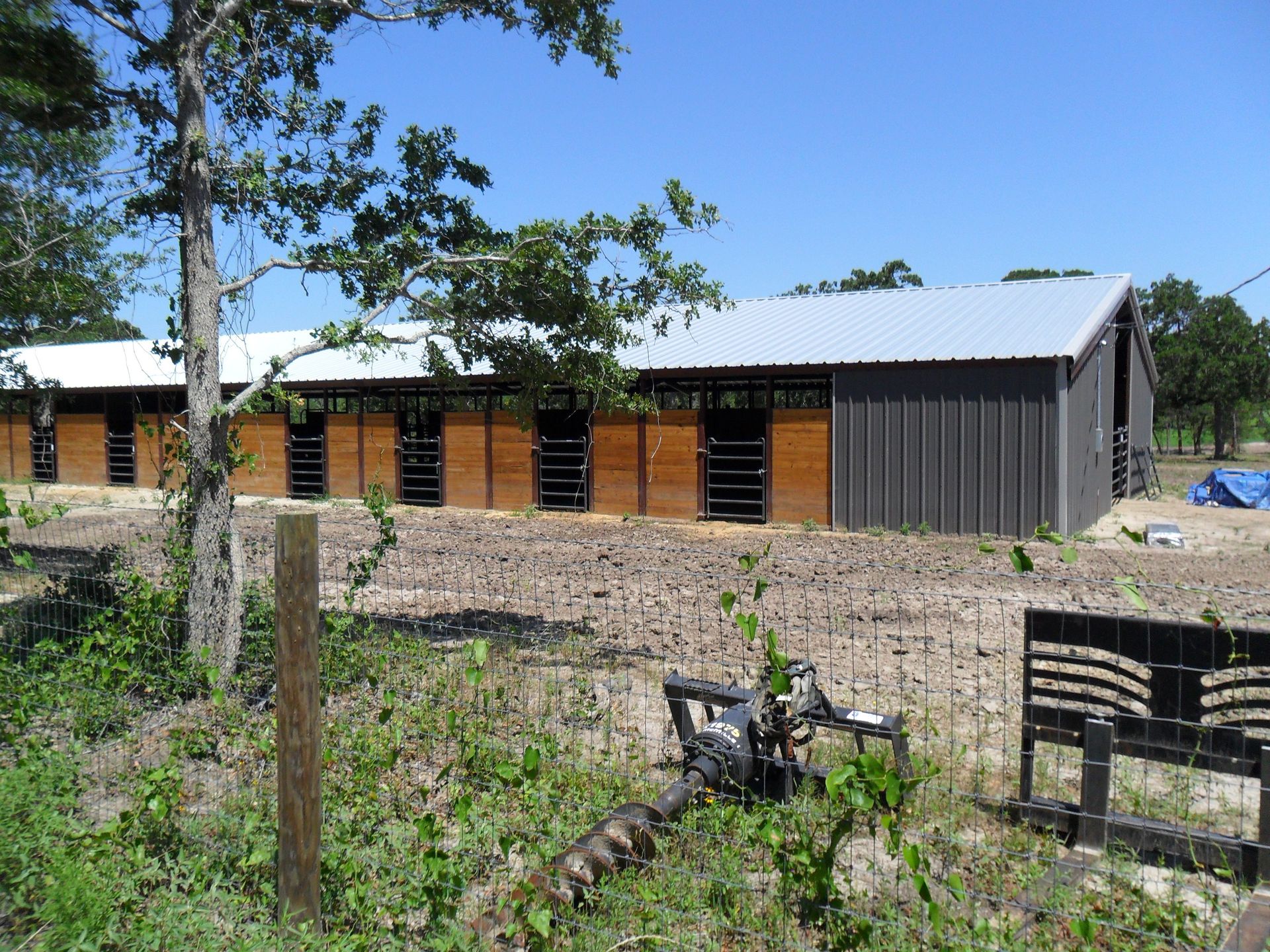 Galvalume Standing Seam Barn Metal Roof  by Austin Roofing and Construction 512-629-4949