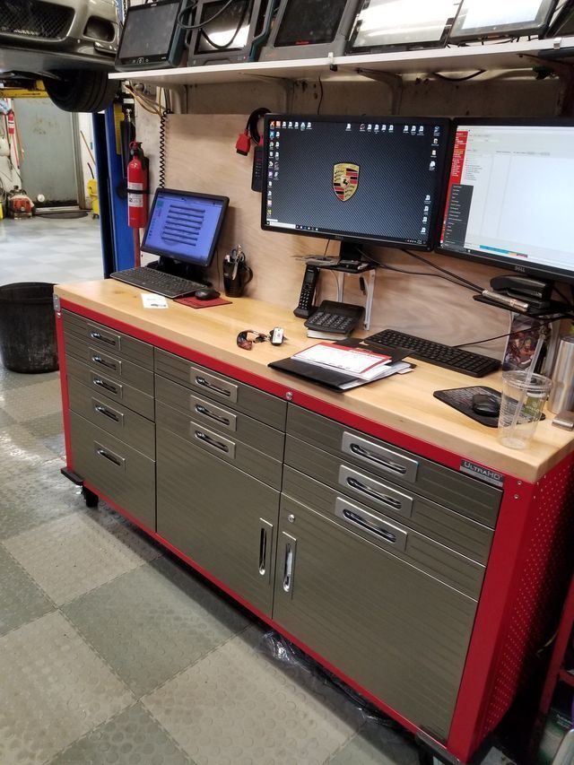 Computer Monitors — Woodbury, NY — CIM Motorsports