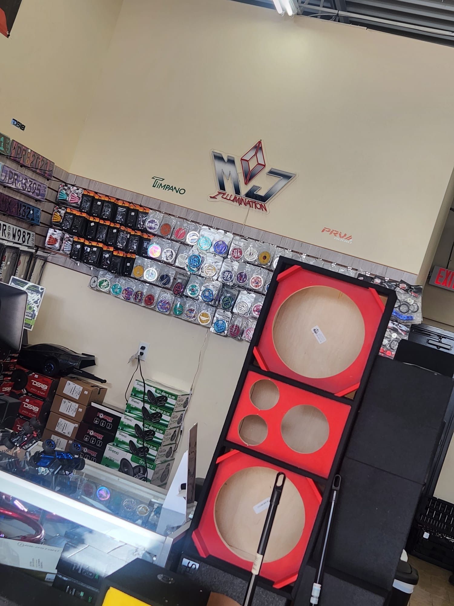 Car fittings - Springfield, MA - M&J Illumination Sound Center LLC