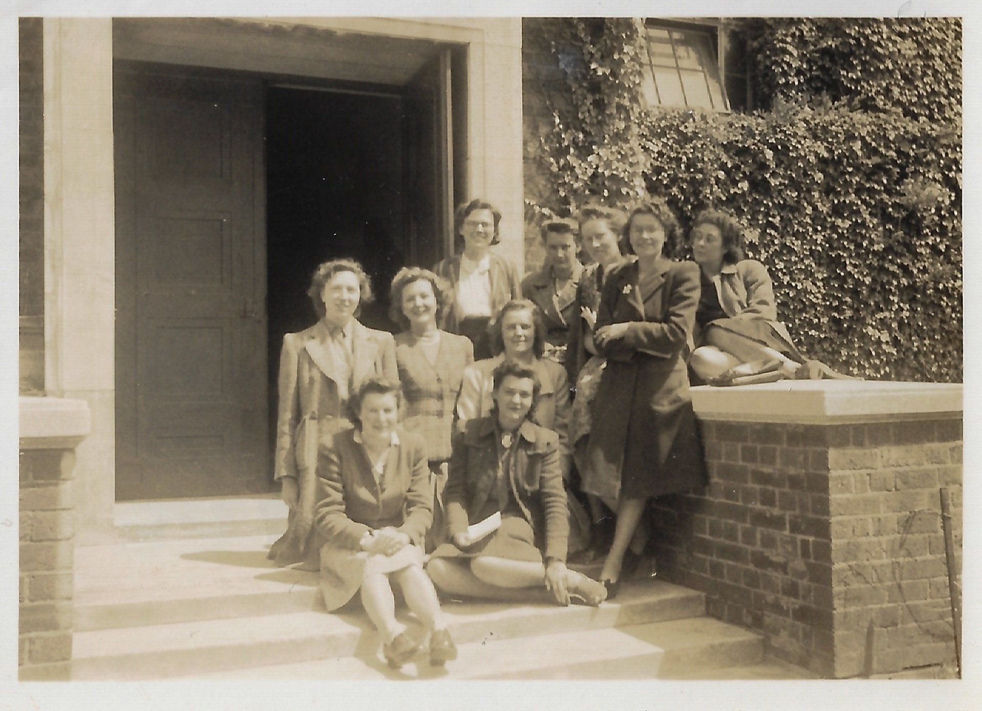 Muriel's 'Gang' 1940's
