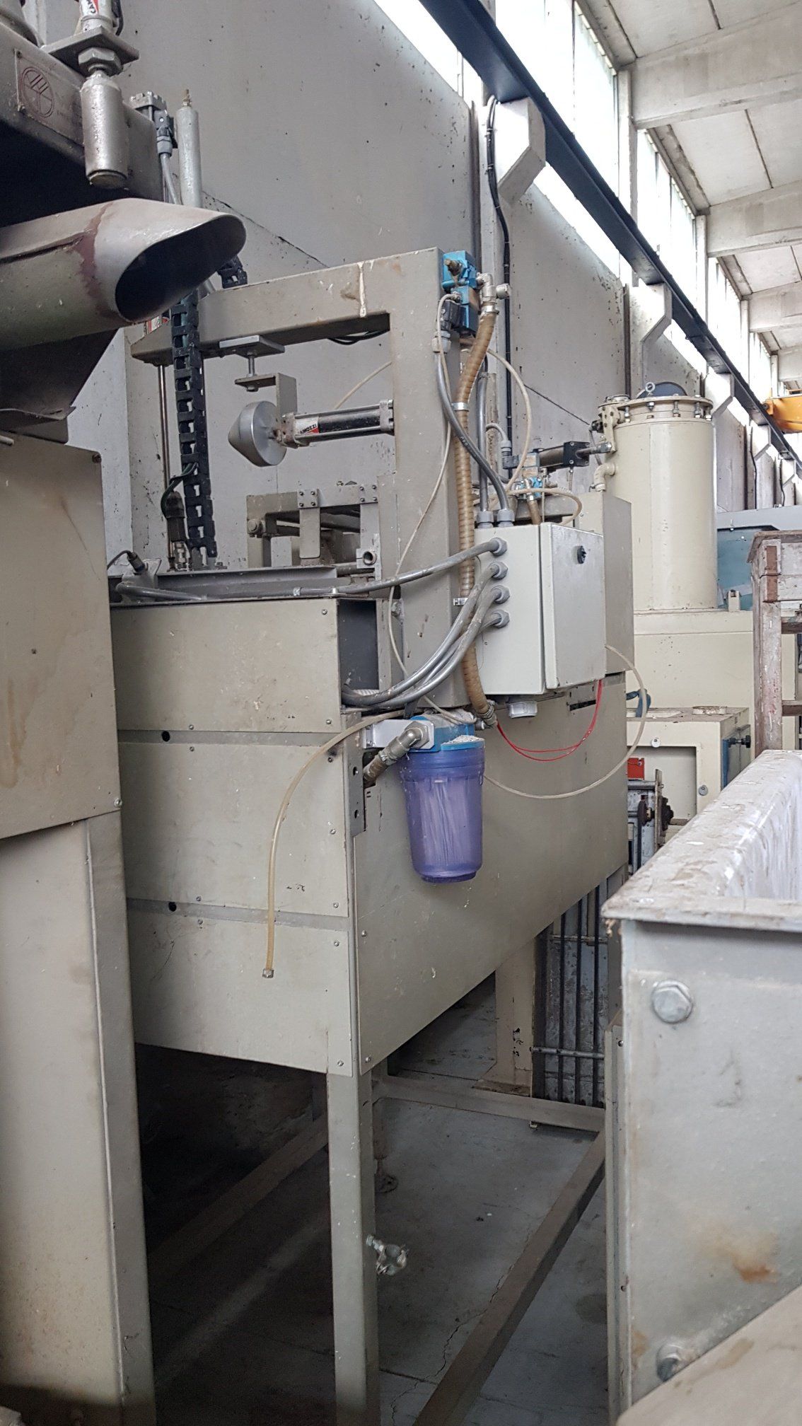 Insacco crusca sacchi a valvola con mettisacco Weitek