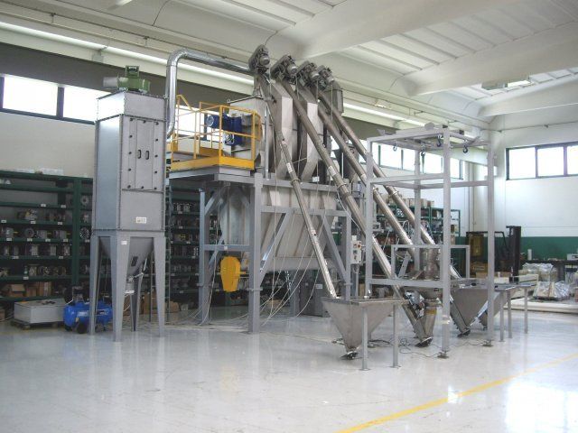 impianto industriale per macinazione latte in polvere