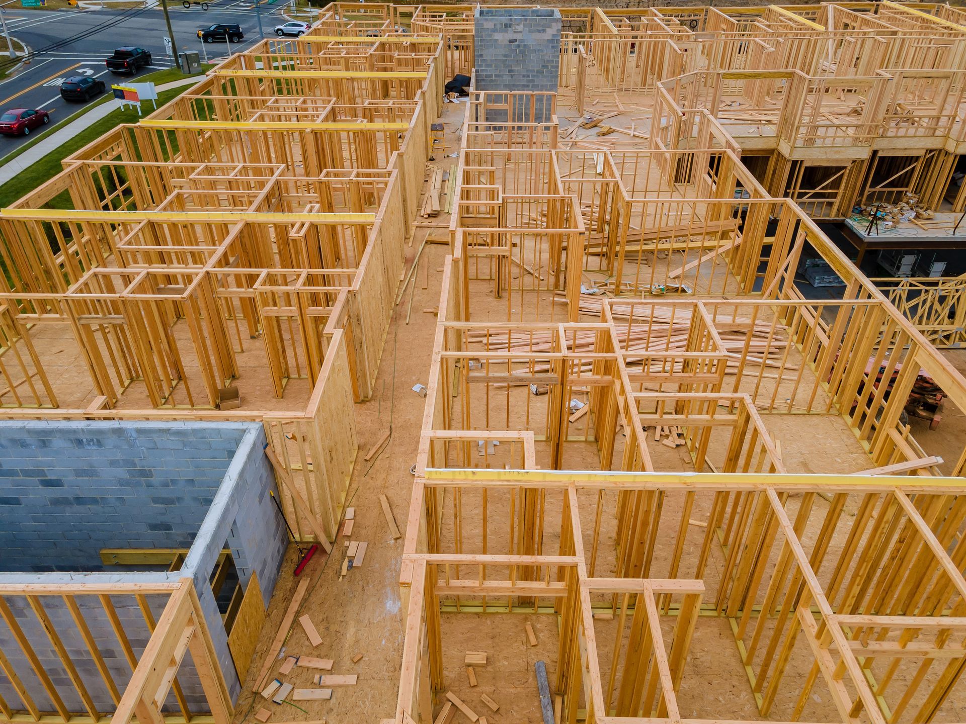 An aerial view of a house under construction.