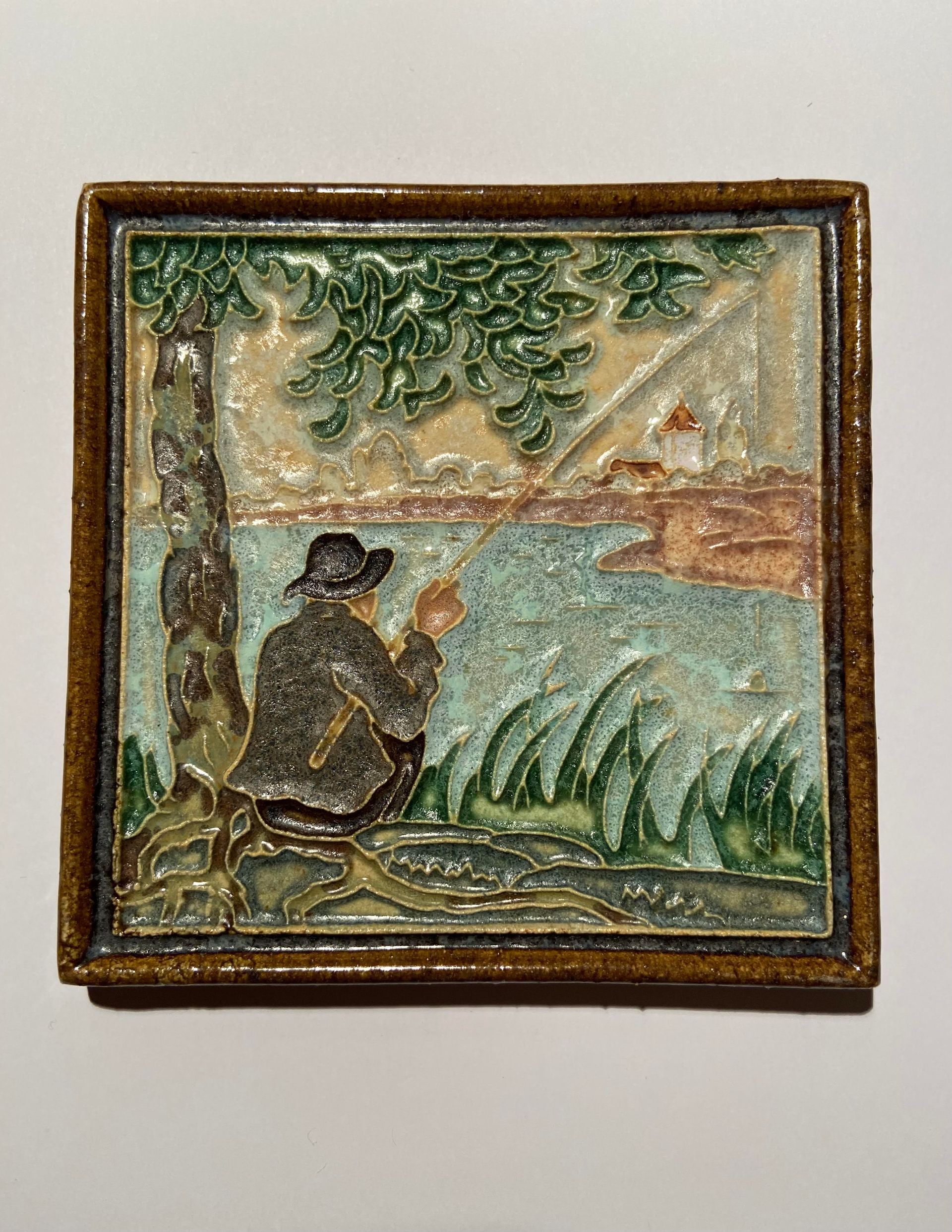 Porceleyne Fles Cloisonne sporttile Fisherman