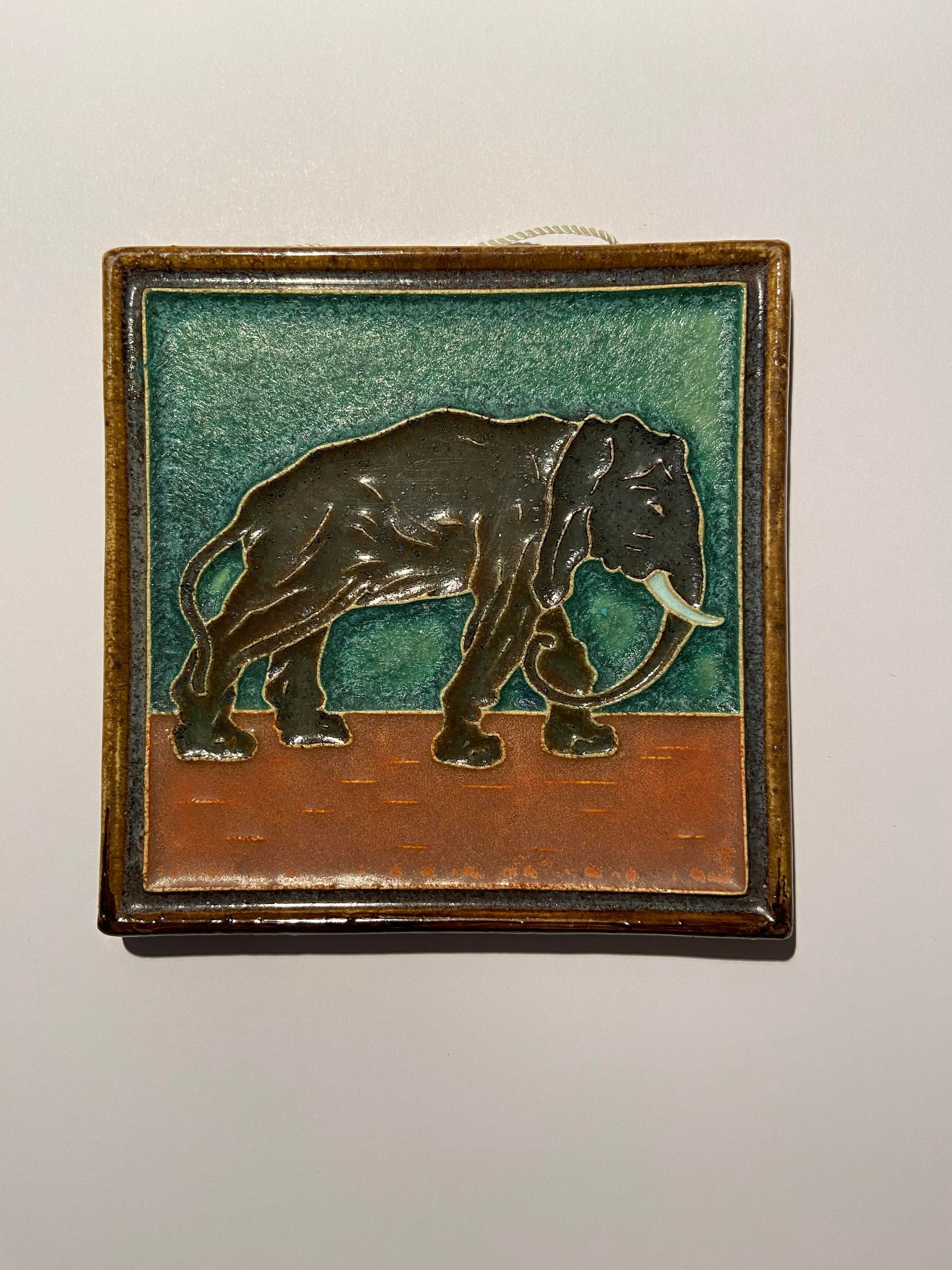 PFtegel Porceleyne Fles Delft Cloisonne tegel dieren klein olifant.