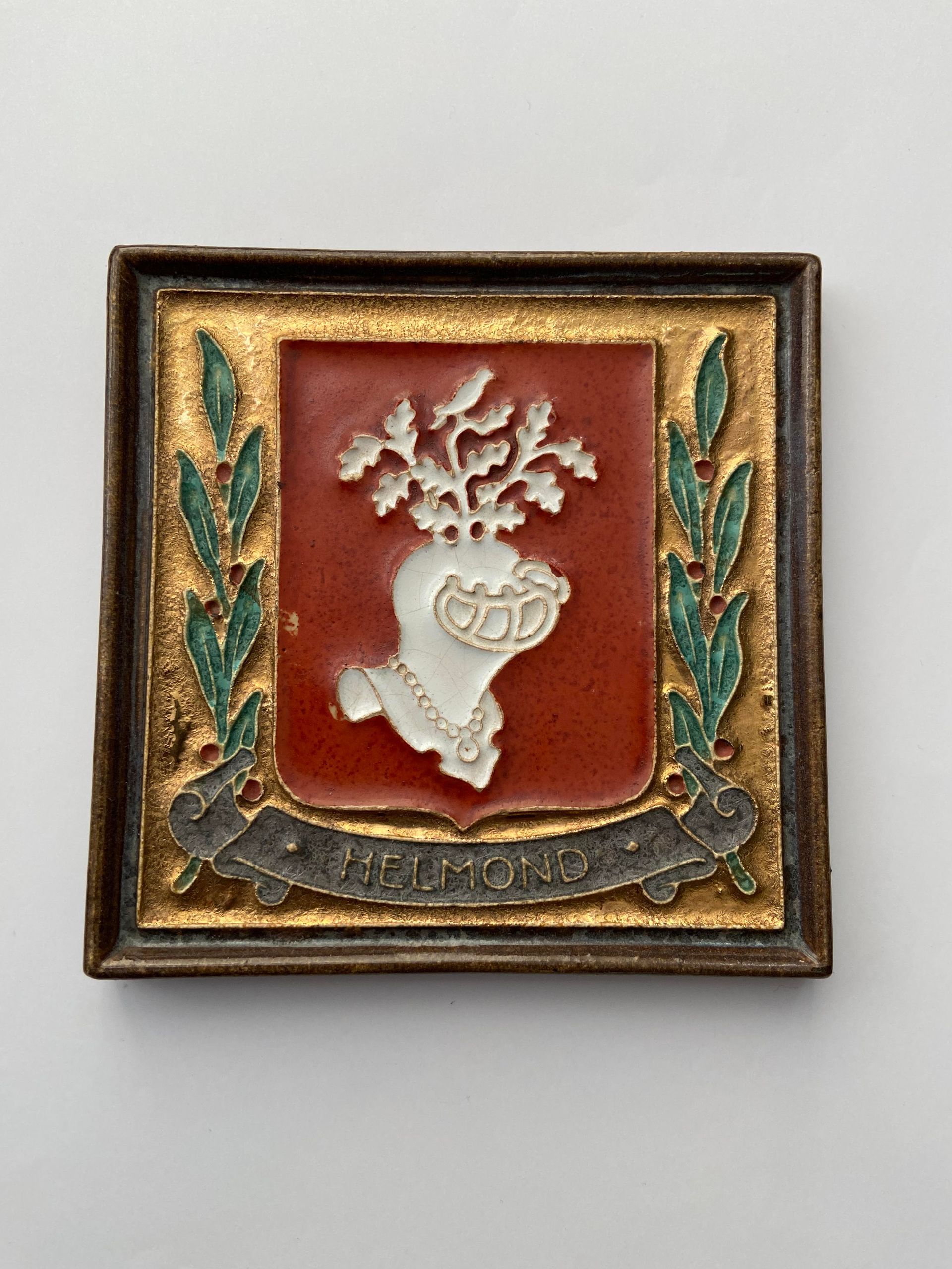 PFtegel Porceleyne Fles Cloisonné wapentegel Helmond. Rear Royal Delft Tile. Porcelain tile Delft. Coat of arms.