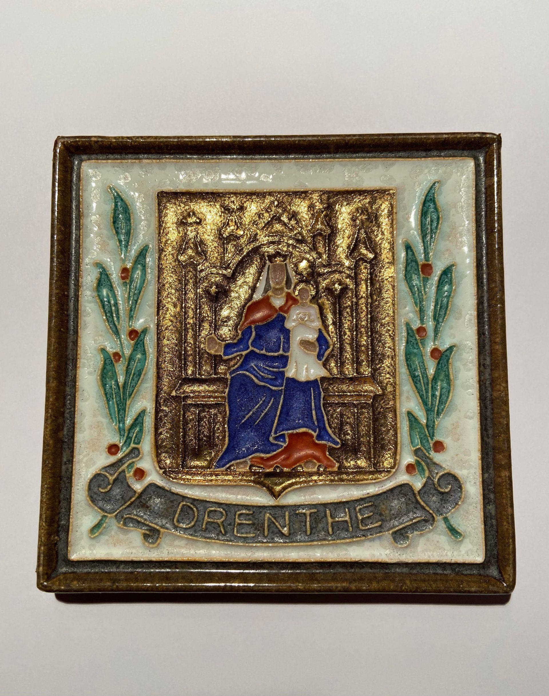 PFtegel Porceleyne Fles Cloisonné wapentegel Drenthe. Royal Delft Tile. Porcelain tile Delft. Coat of arms.