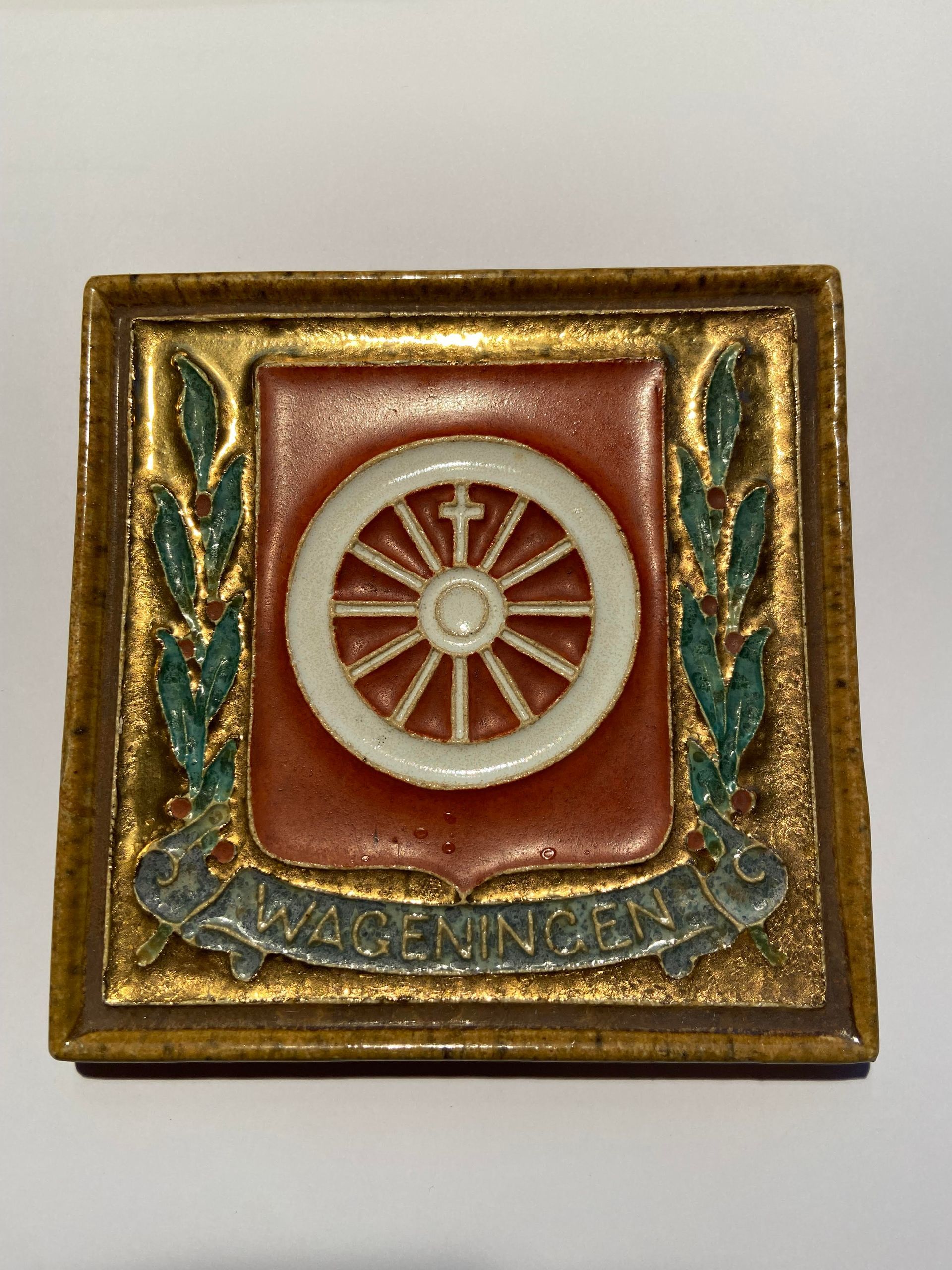 PFtegel Porceleyne Fles Cloisonné wapentegel Wageningen. Royal Delft Tile. Porcelain tile Delft.